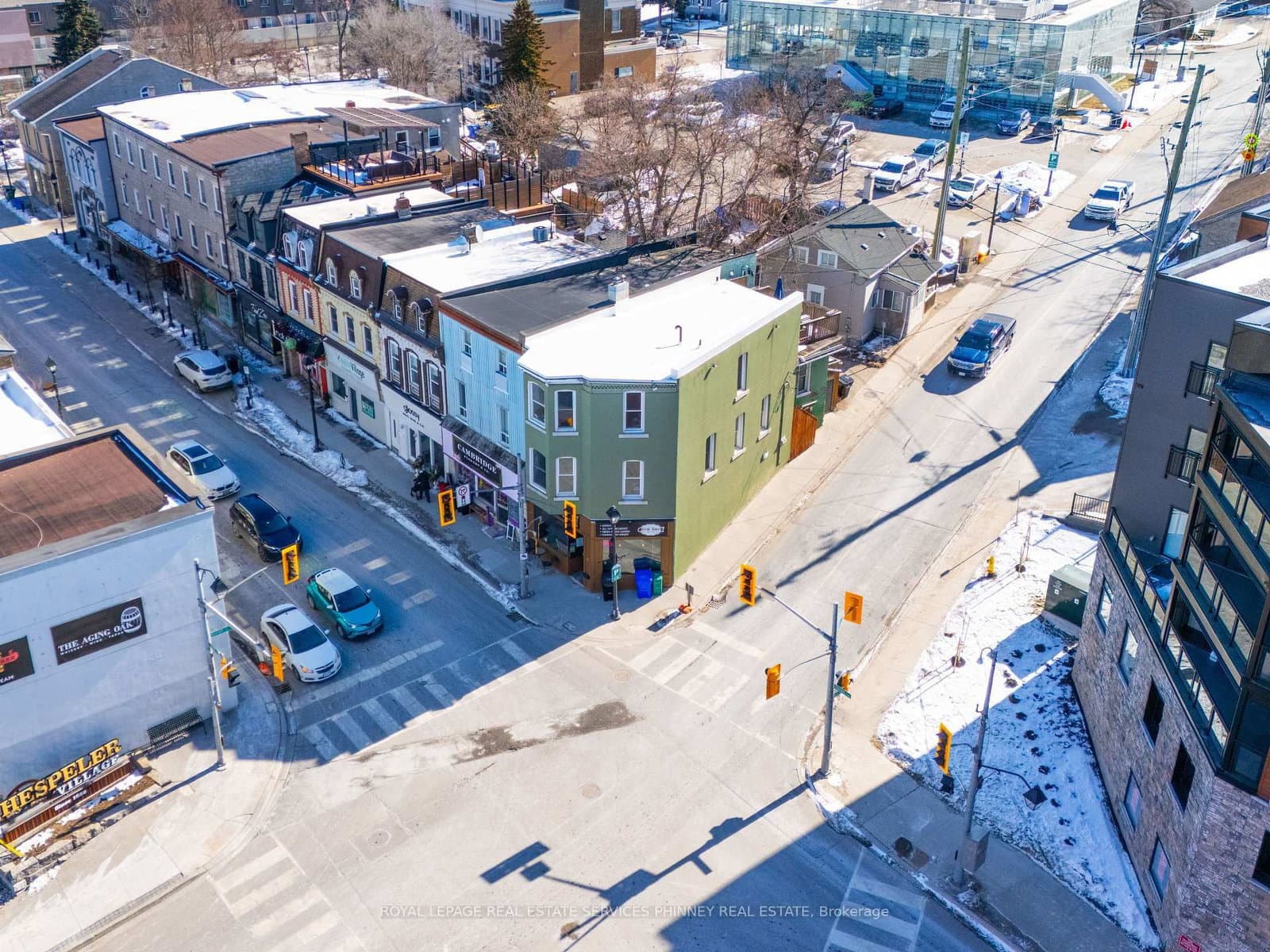 2 Queen Street E thumbnail 34