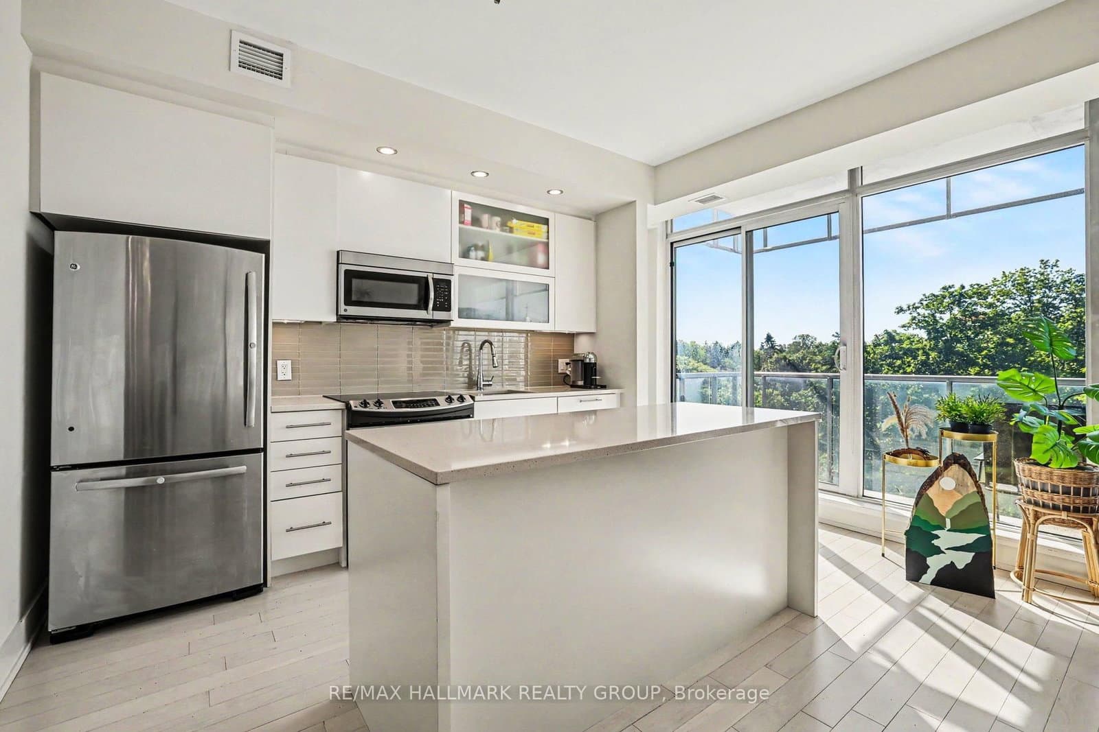 98 Richmond Road, Unit 504 thumbnail 12