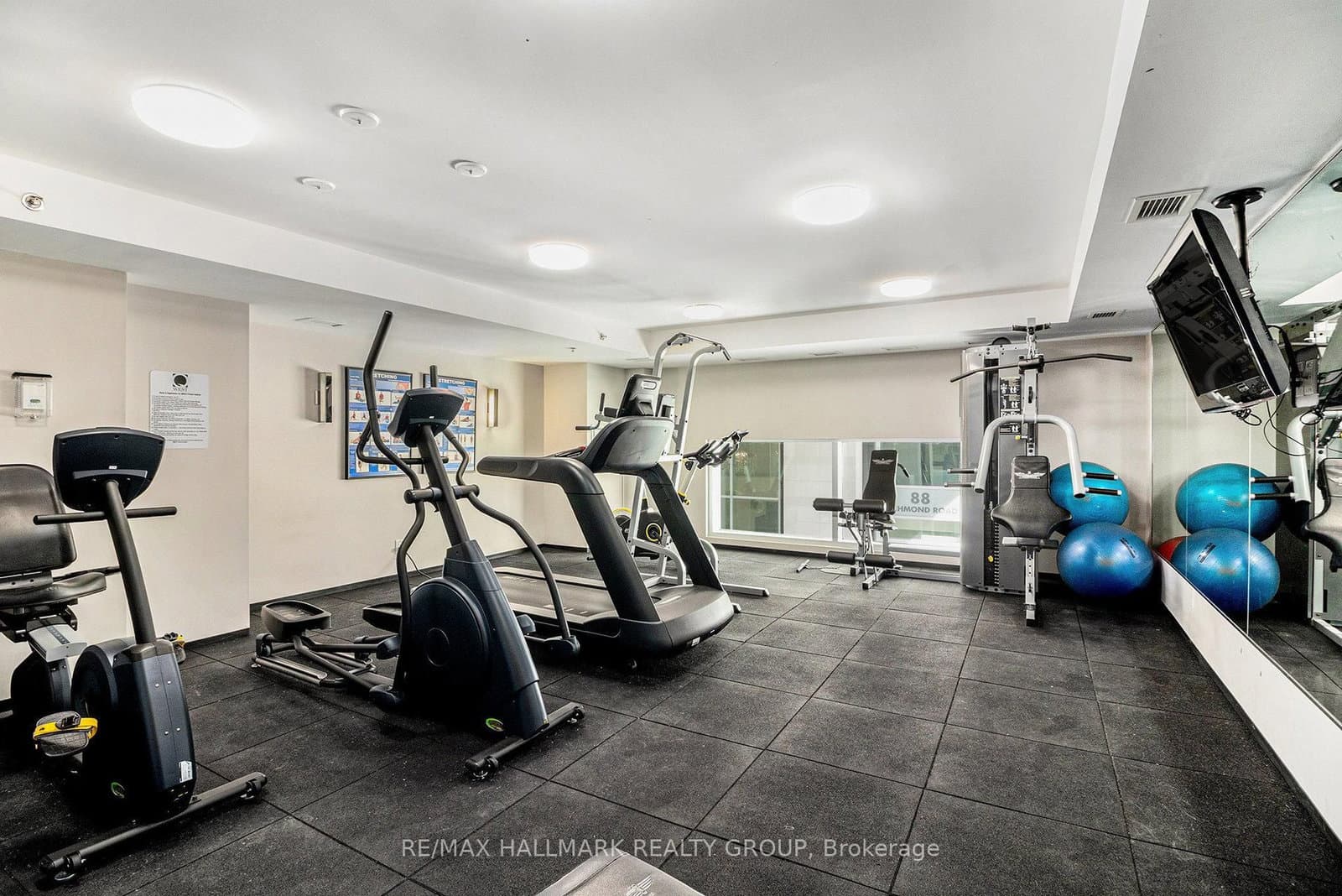98 Richmond Road, Unit 504 thumbnail 19