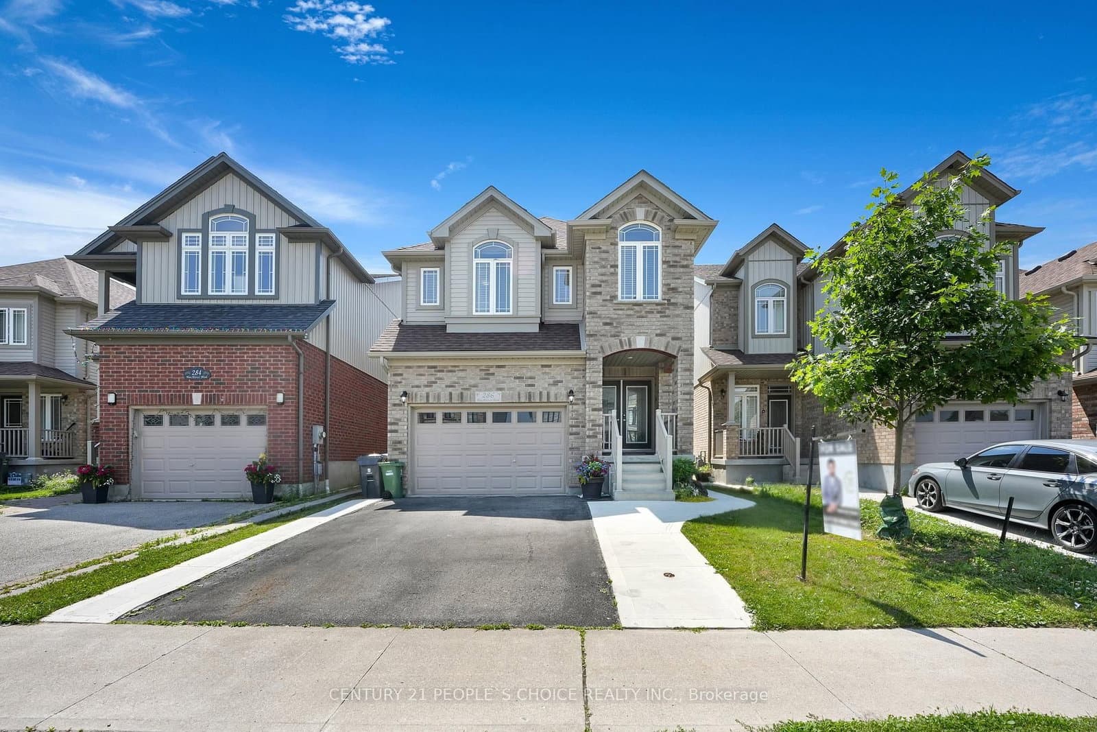 286 Macalister Boulevard - Image 1