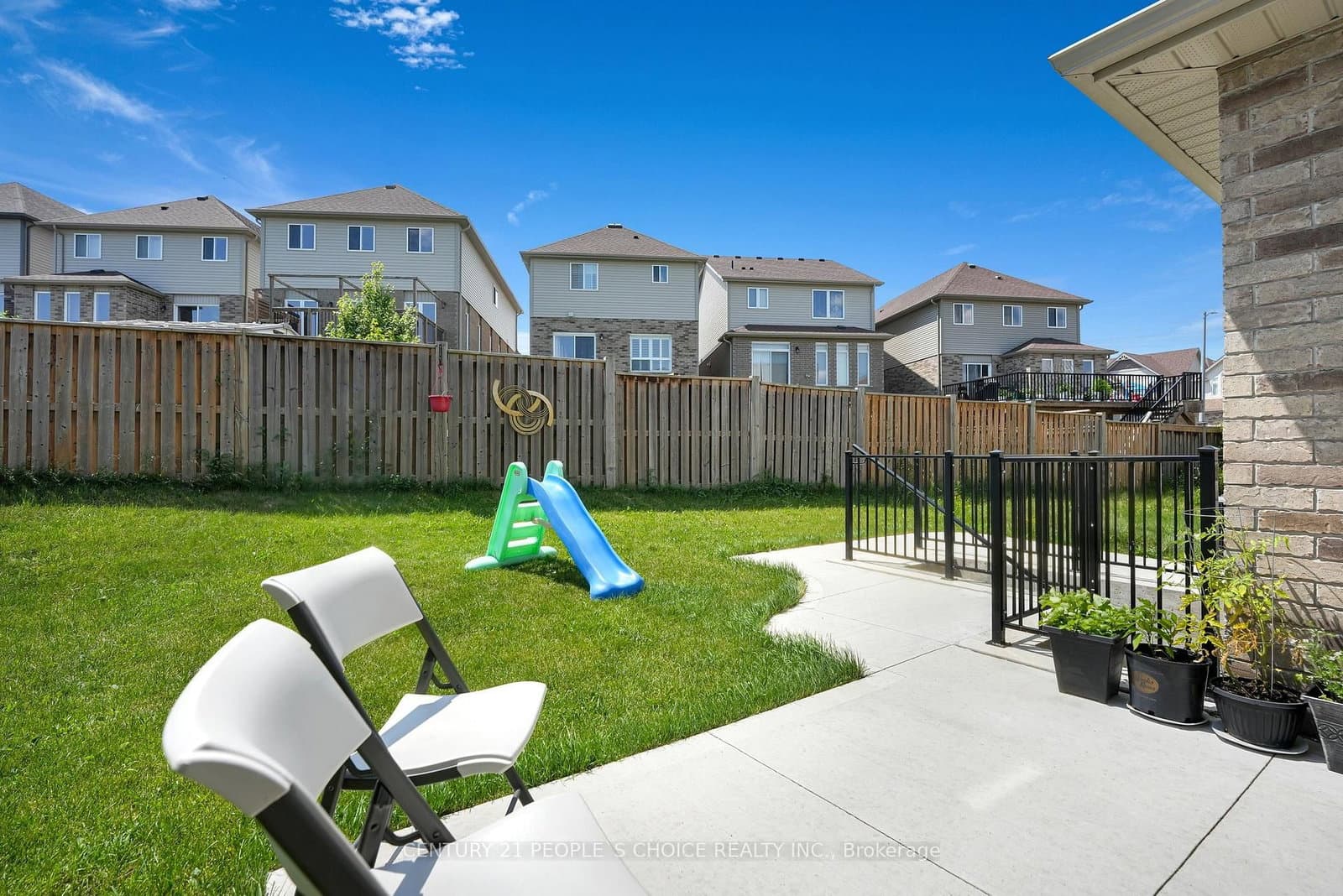 286 Macalister Boulevard thumbnail 40