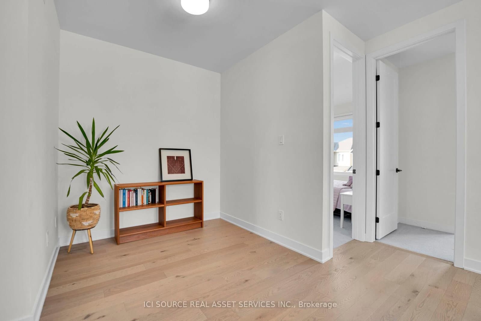 342 Finial Way thumbnail 26