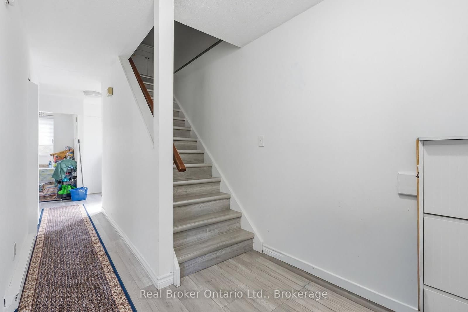 126 Dinison Crescent thumbnail 6