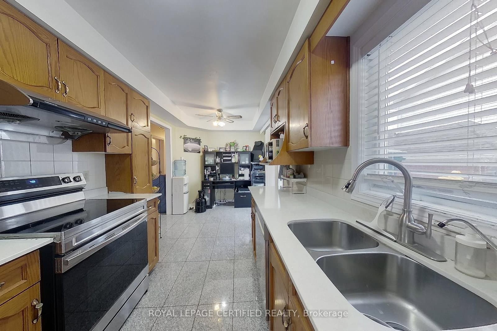 233 Benesfort Crescent thumbnail 7