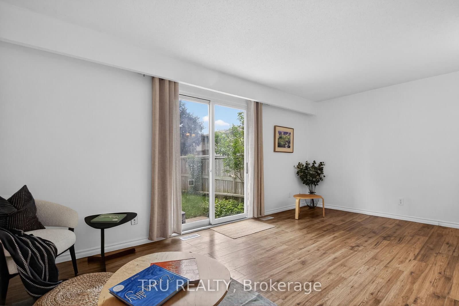 16-164 BARROW Crescent thumbnail 14