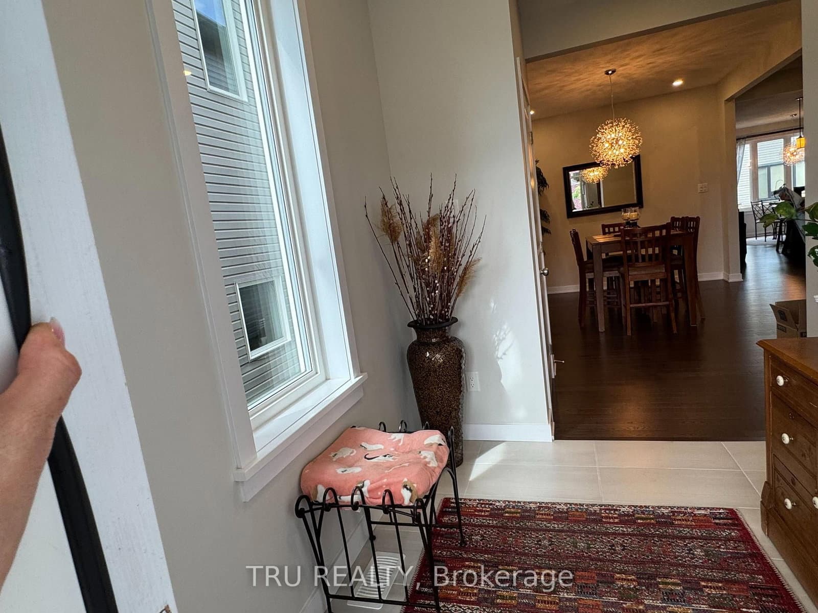 802 SENDERO Way thumbnail 2