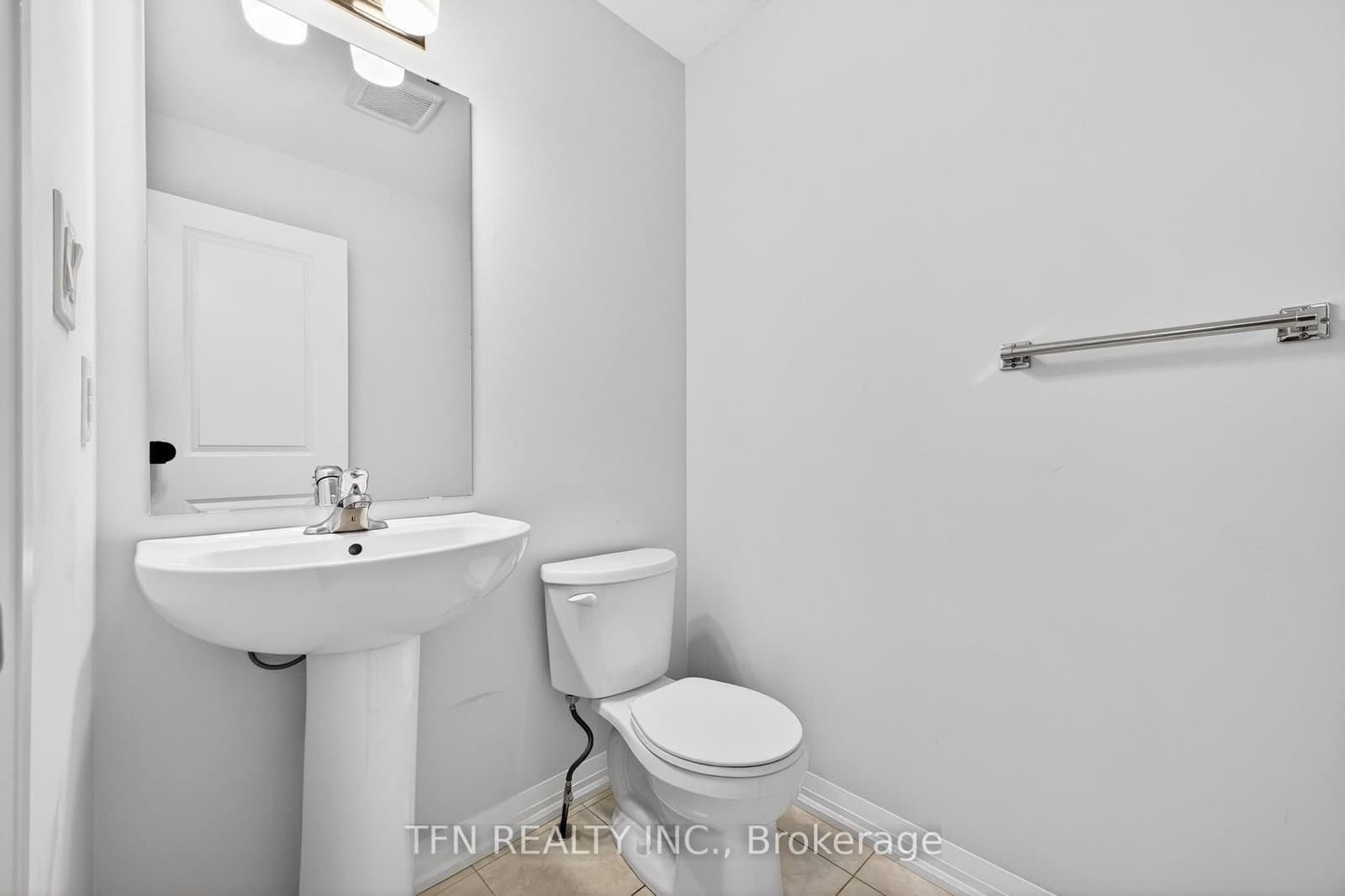 245 Bur Oak Drive thumbnail 14