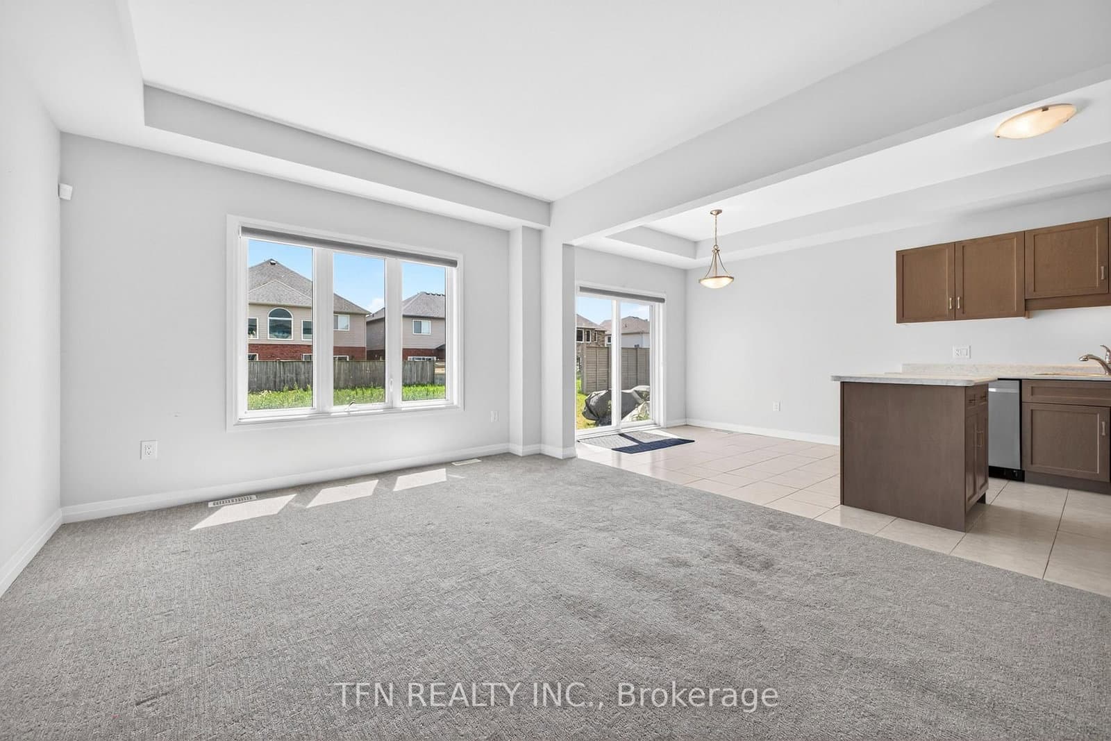 245 Bur Oak Drive thumbnail 16