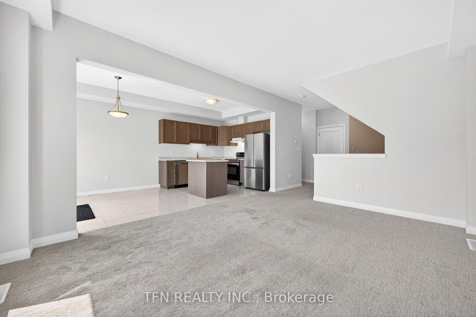 245 Bur Oak Drive thumbnail 17