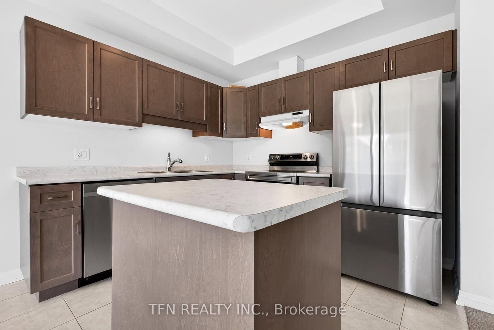 245 Bur Oak Drive thumbnail 19