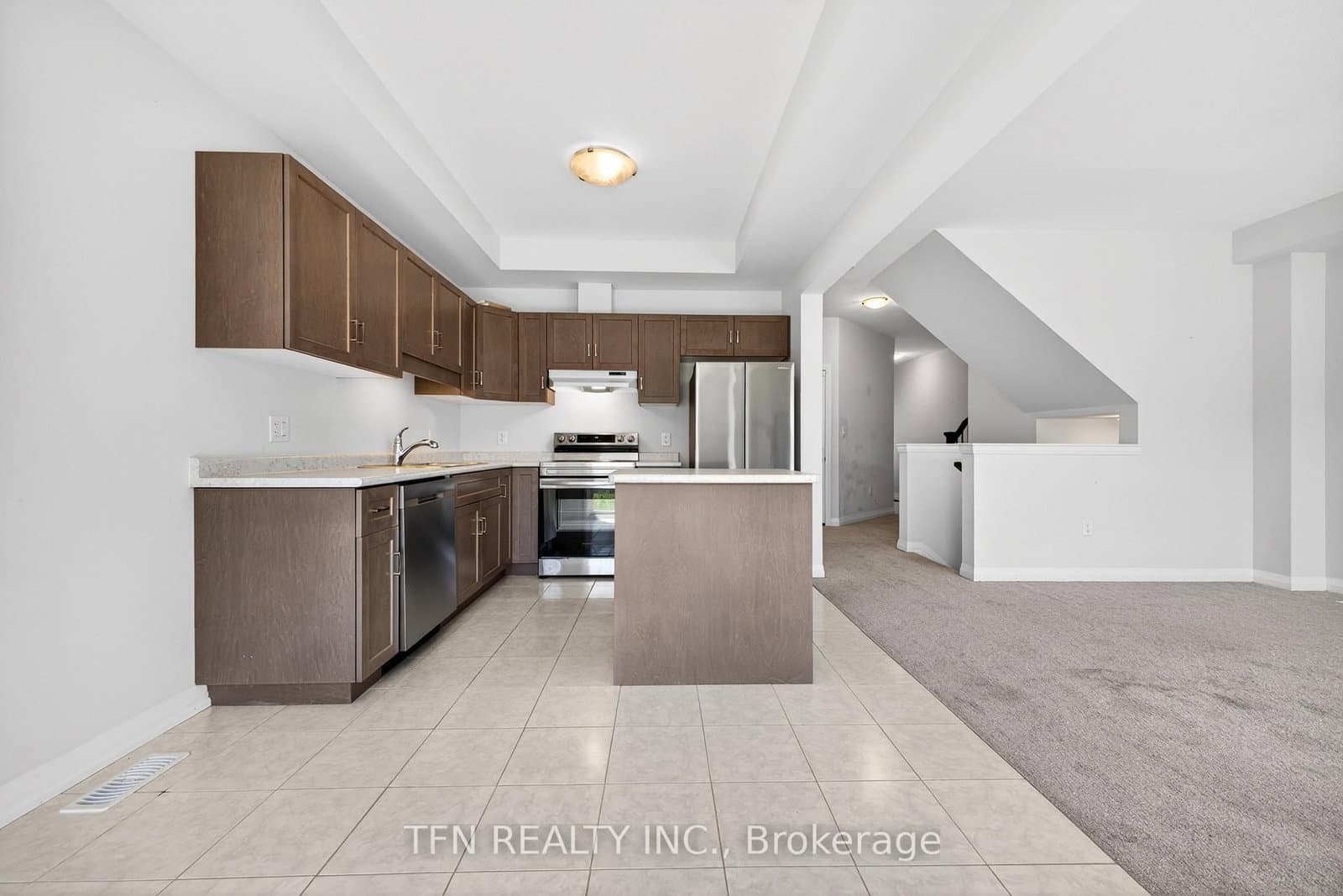 245 Bur Oak Drive thumbnail 23