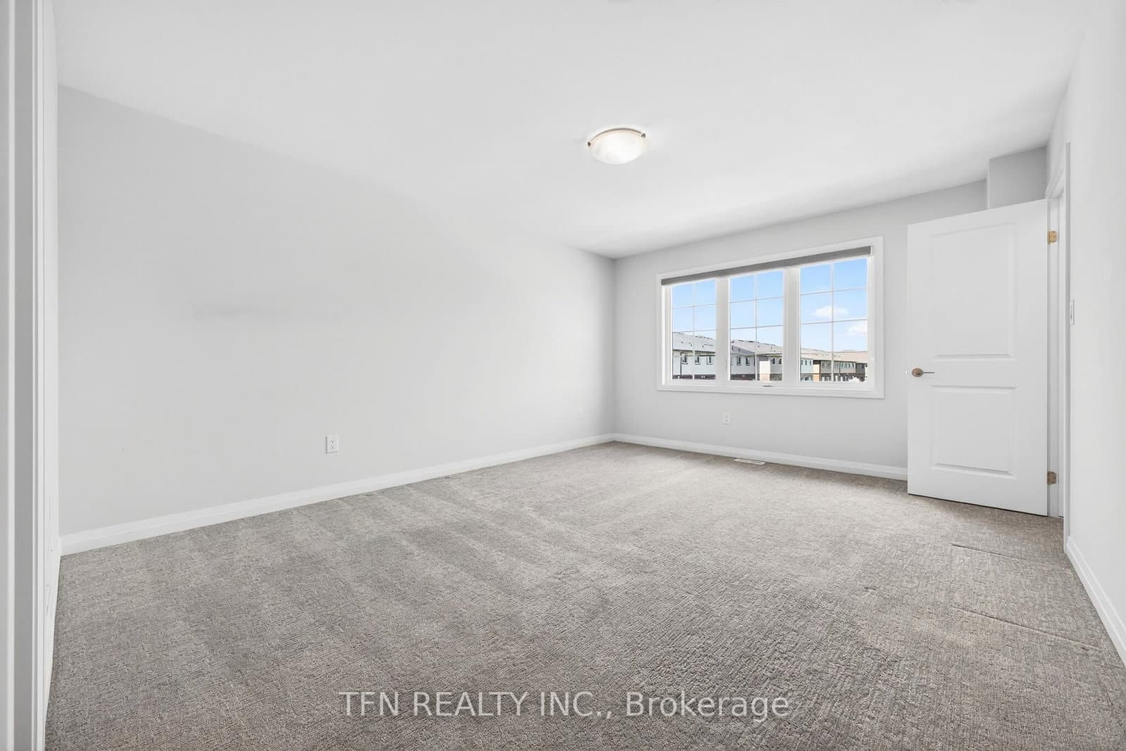 245 Bur Oak Drive thumbnail 28