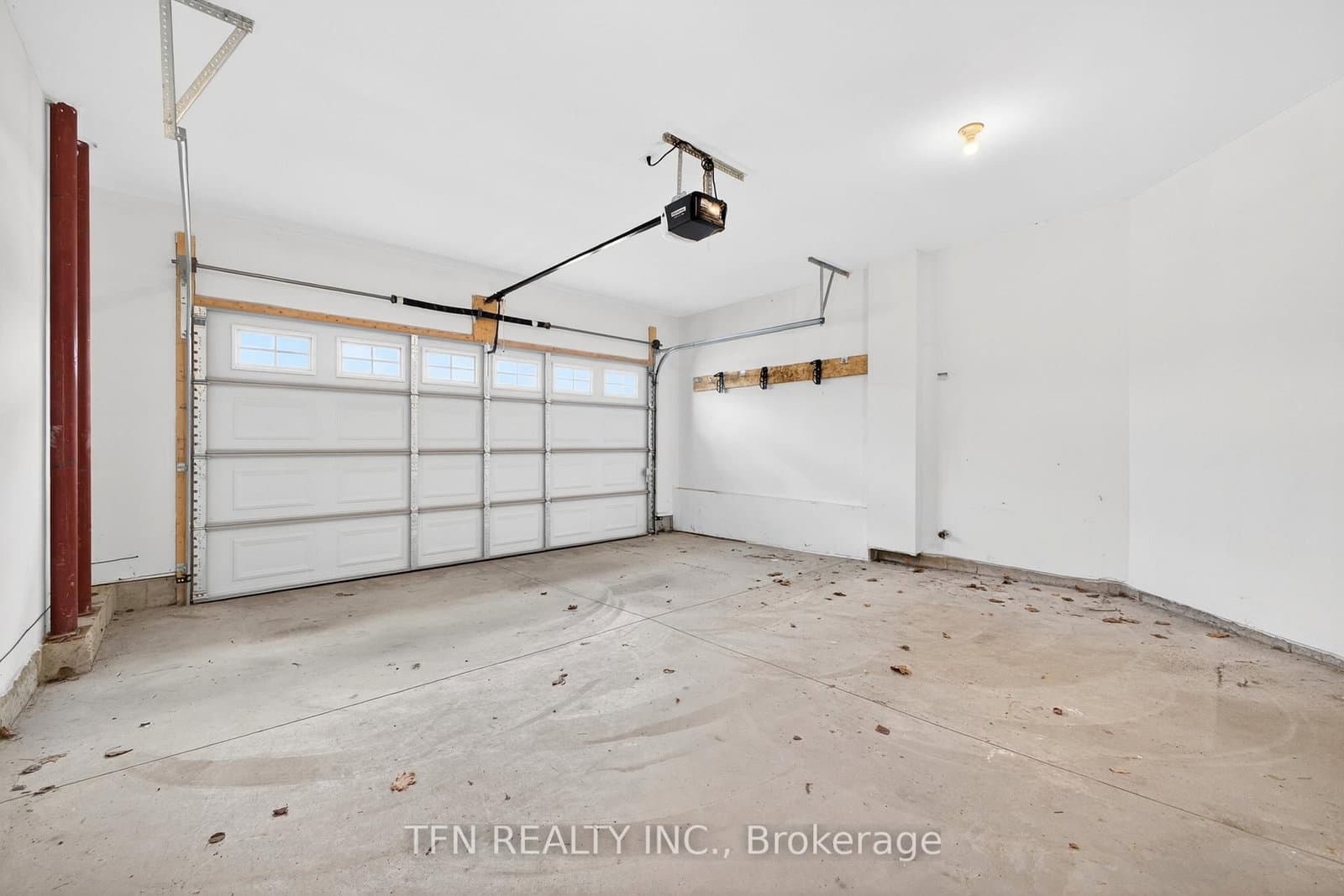 245 Bur Oak Drive thumbnail 8