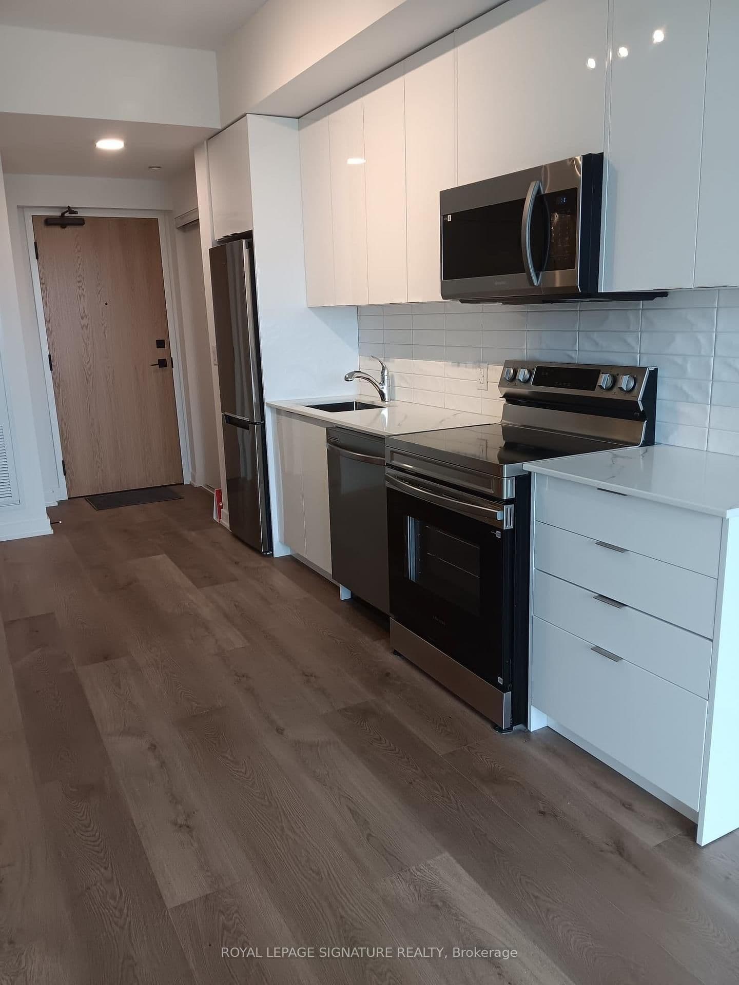33 Erie Avenue, Unit 1113 thumbnail 20