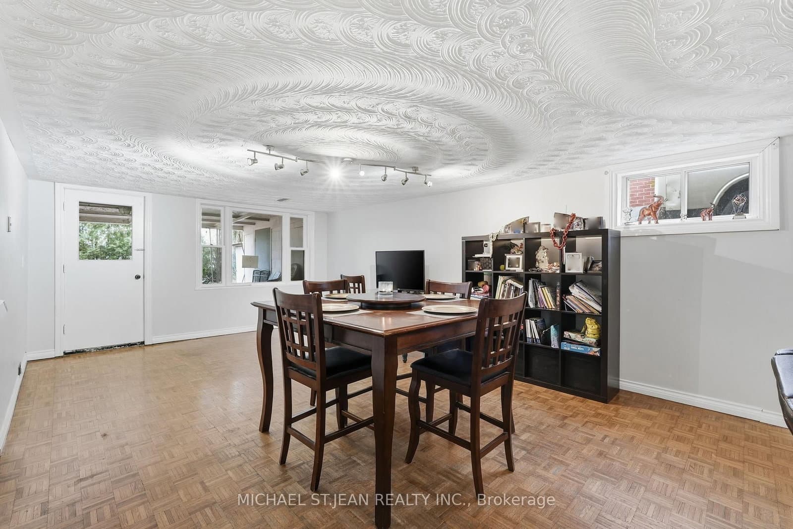 20 Nelligan Place thumbnail 38