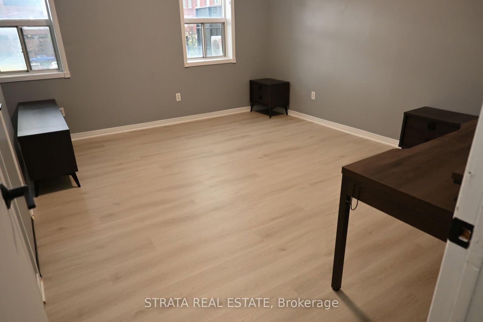 199 King Street E, Unit 1 thumbnail 13