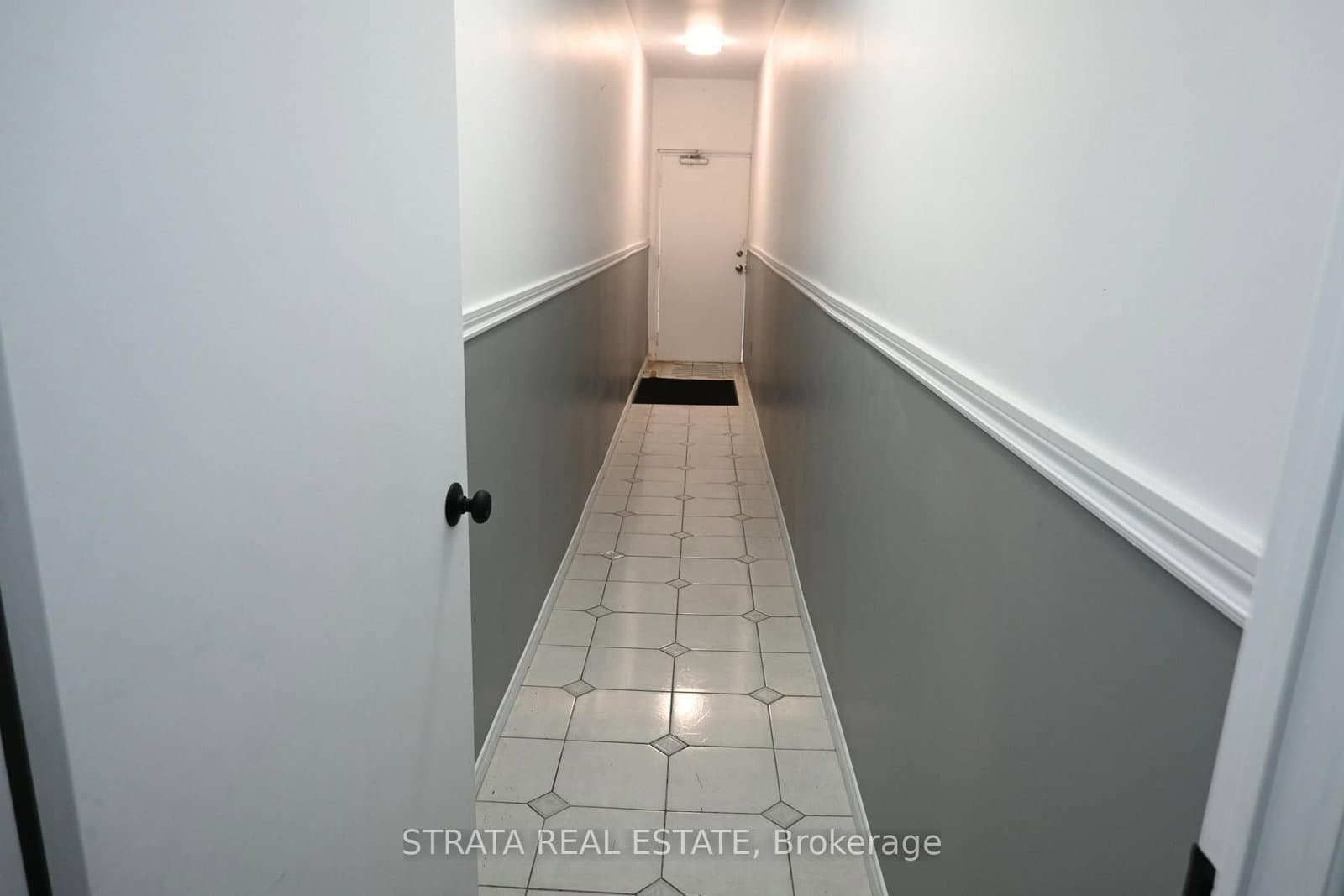 199 King Street E, Unit 1 thumbnail 32