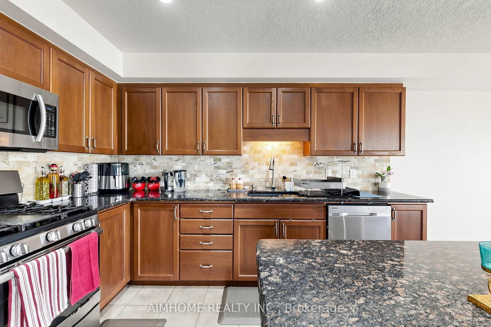 205 Huck Crescent thumbnail 9