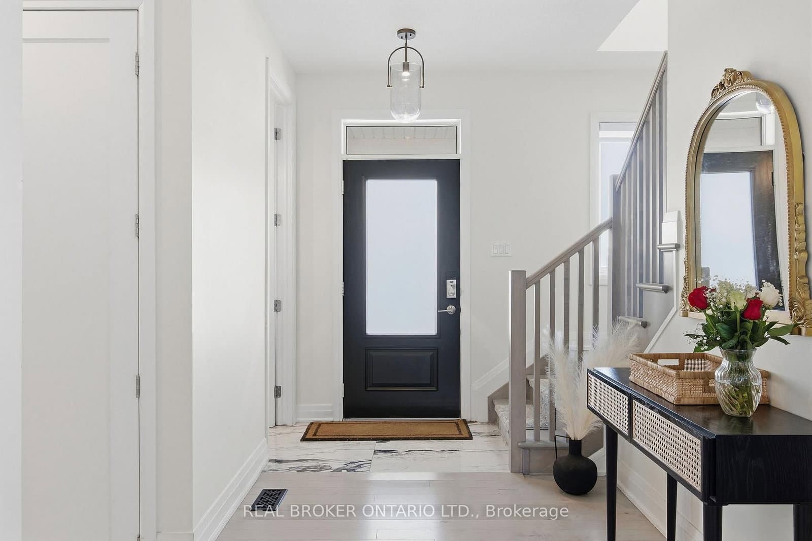 358 Lamarche Avenue thumbnail 3