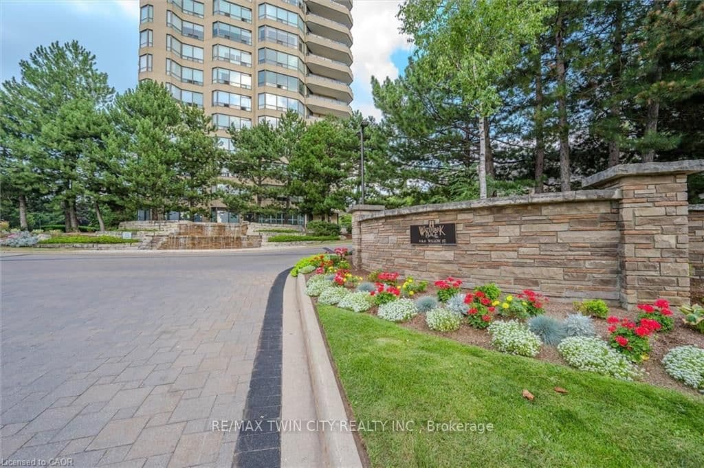 6 Willow Street, Unit 602 thumbnail 2