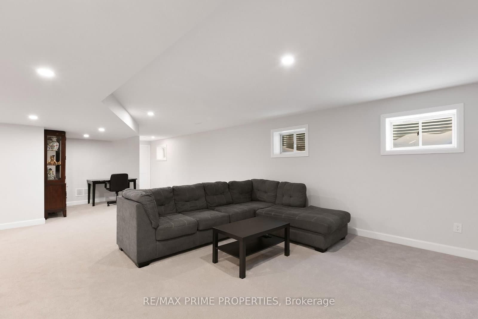 820 MERCIER Crescent thumbnail 37