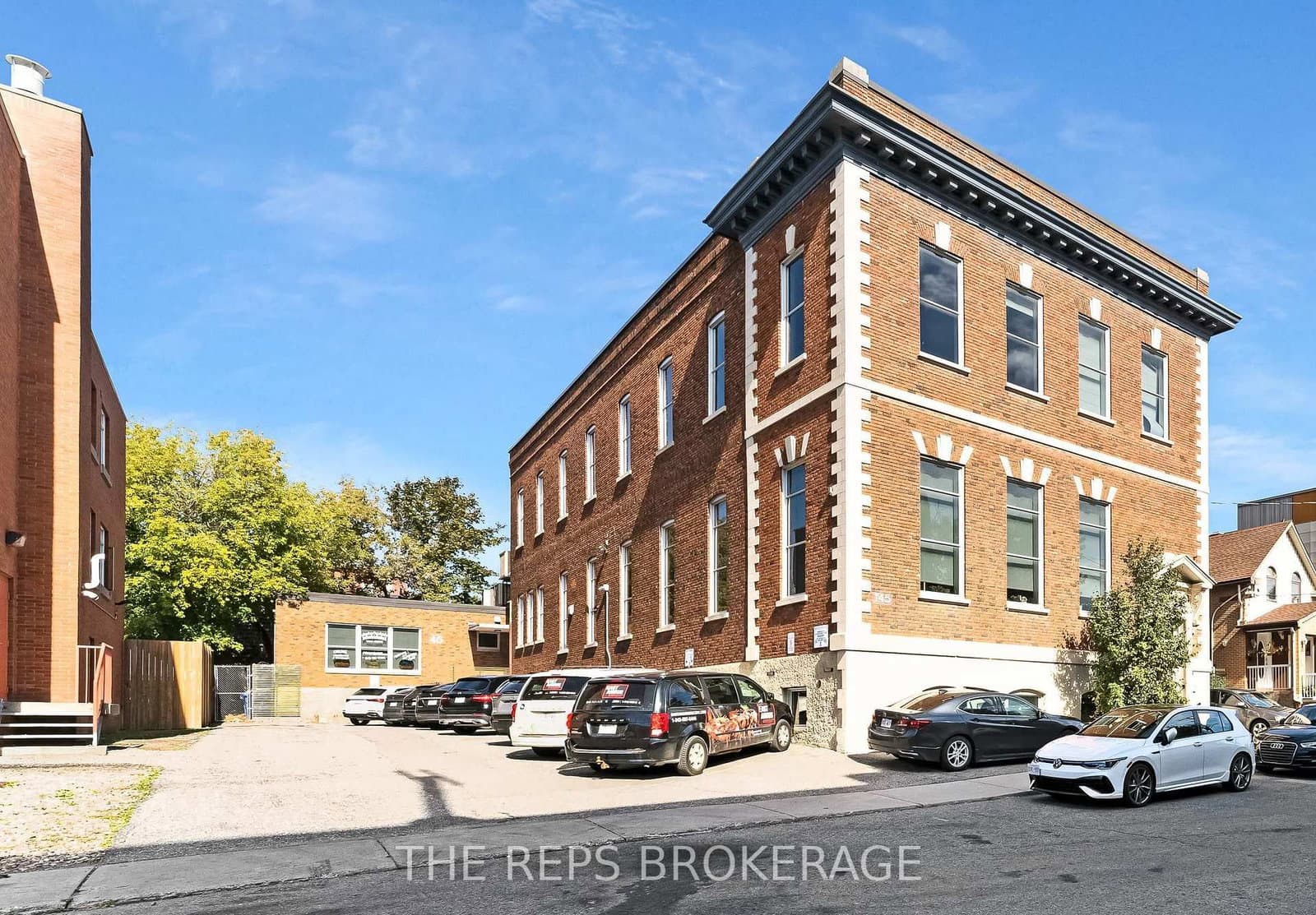 43-45 Eccles Street W - Image 1