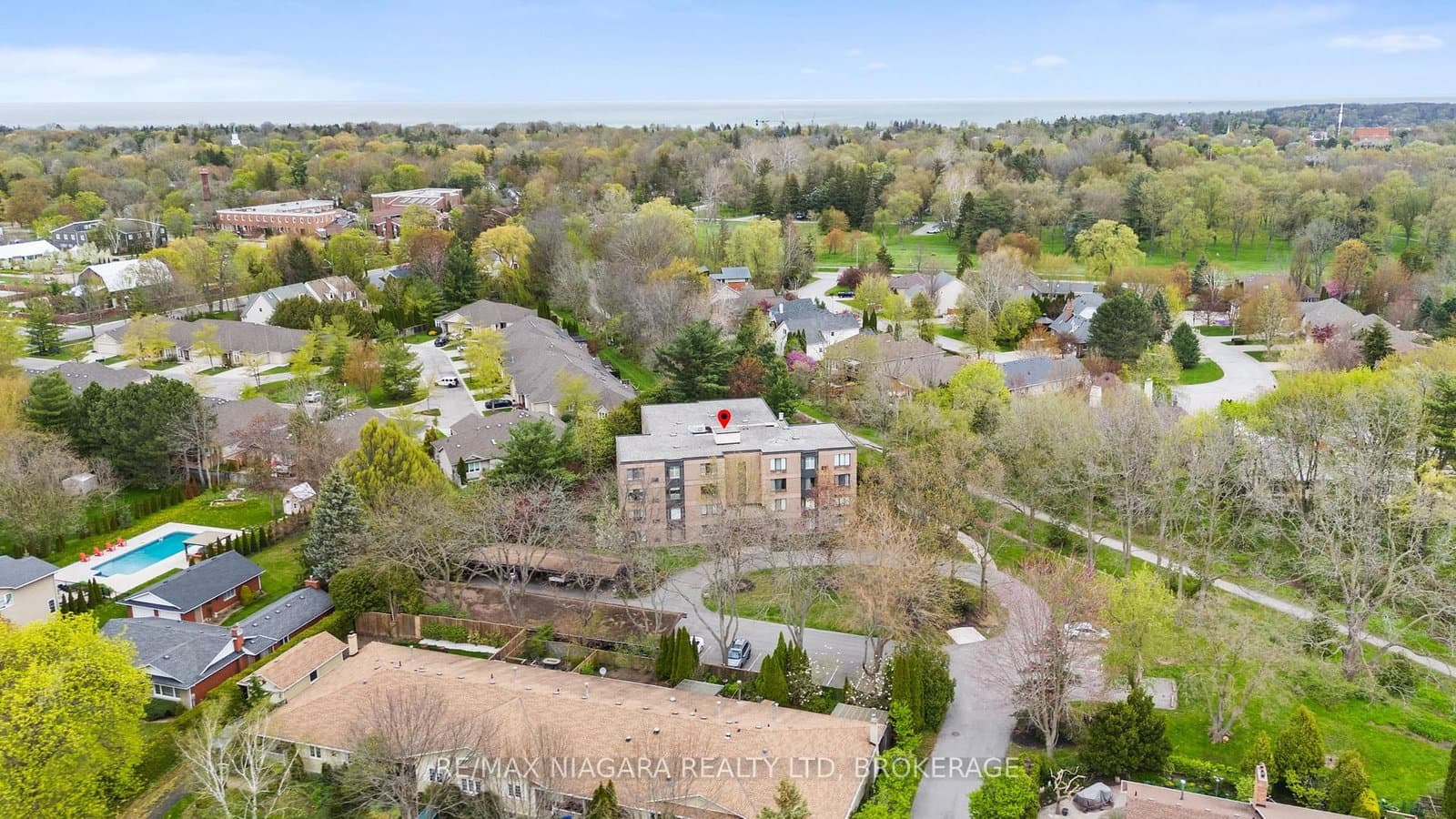 61 Paffard Street, Unit 403 thumbnail 16