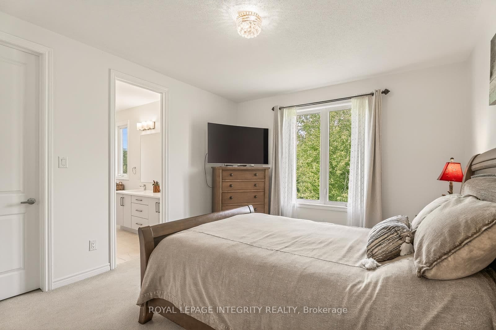 655 PERSIMMON Way thumbnail 26