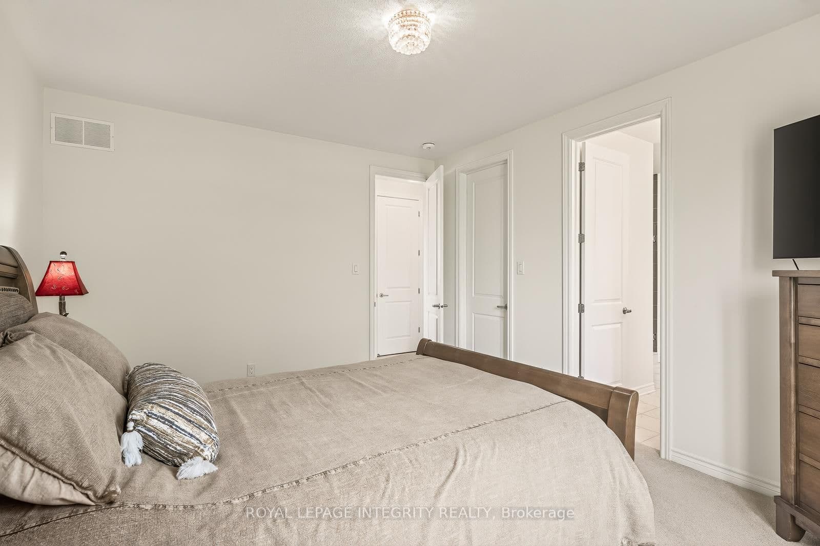 655 PERSIMMON Way thumbnail 27