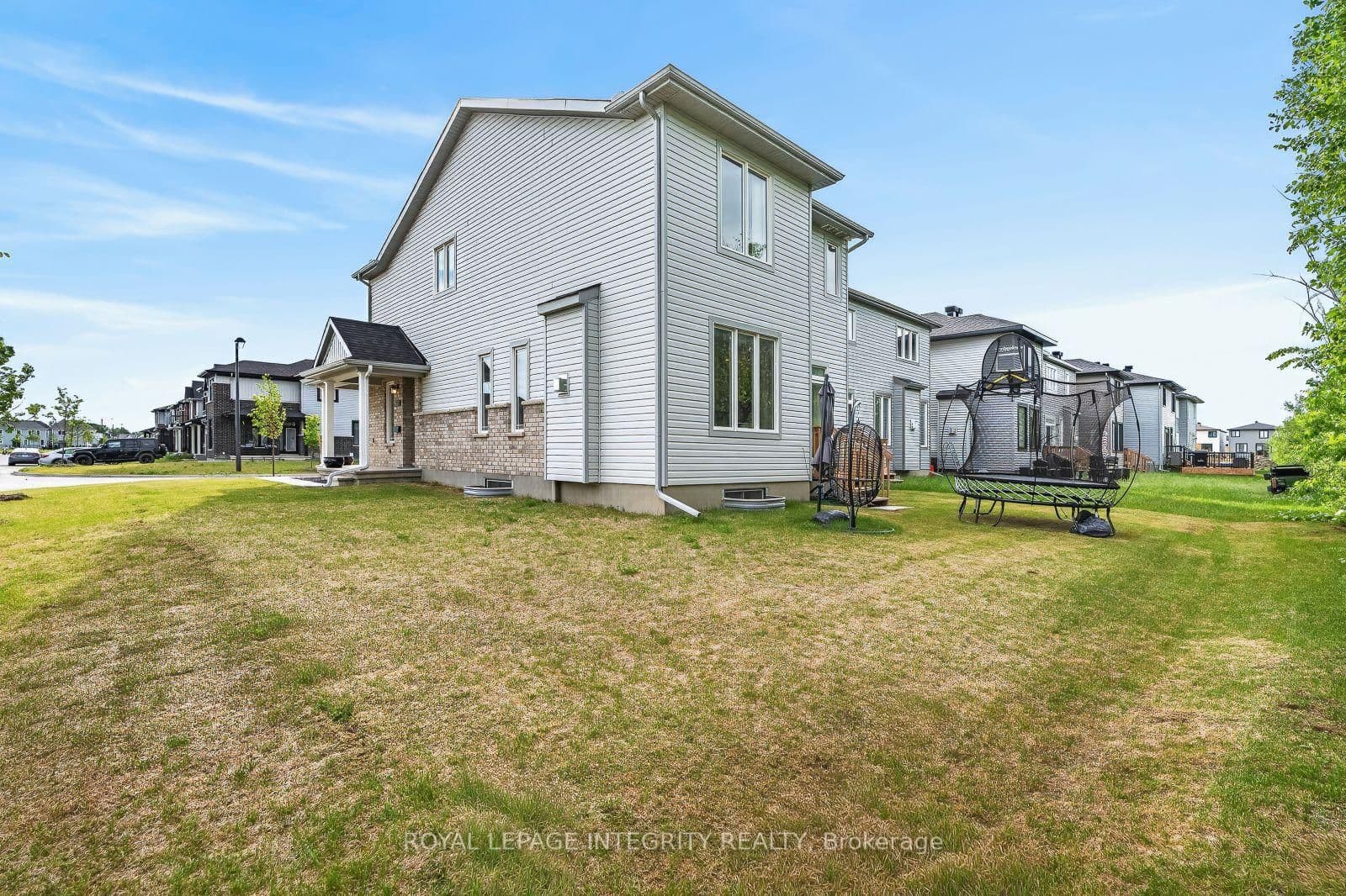 655 PERSIMMON Way thumbnail 44
