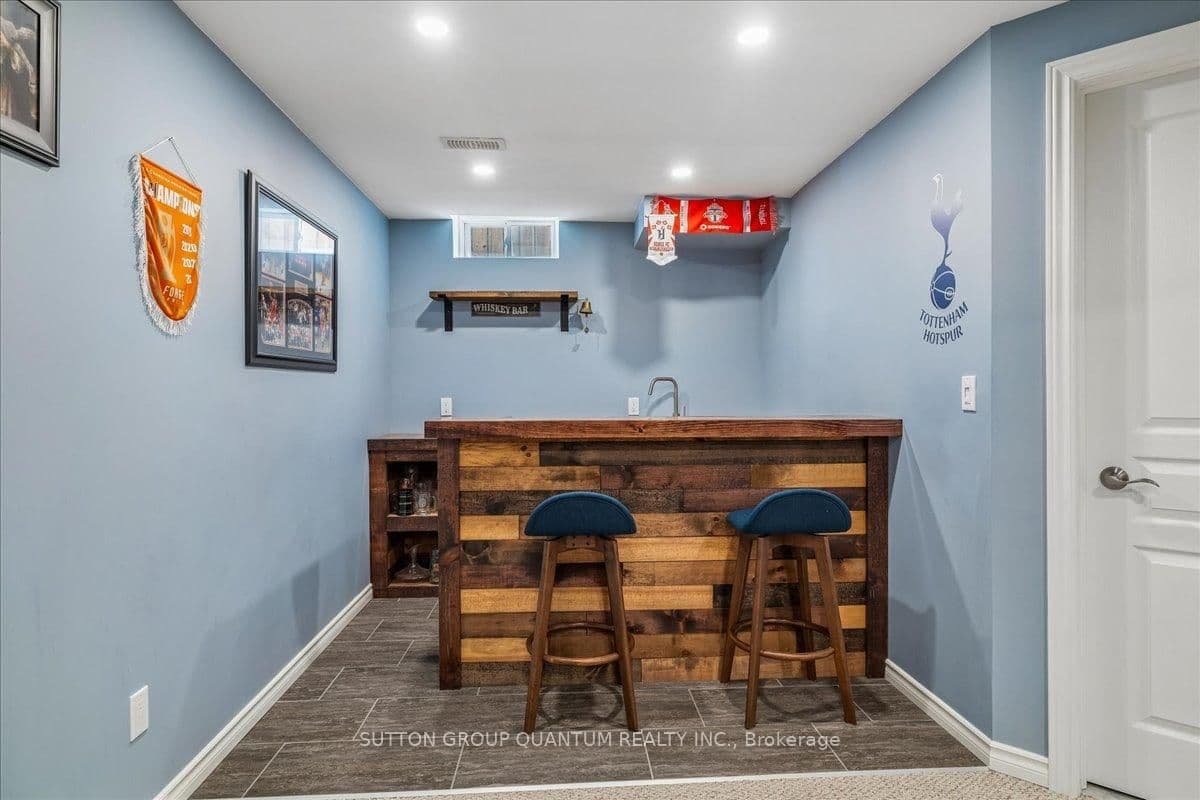 92 Garinger Crescent thumbnail 35