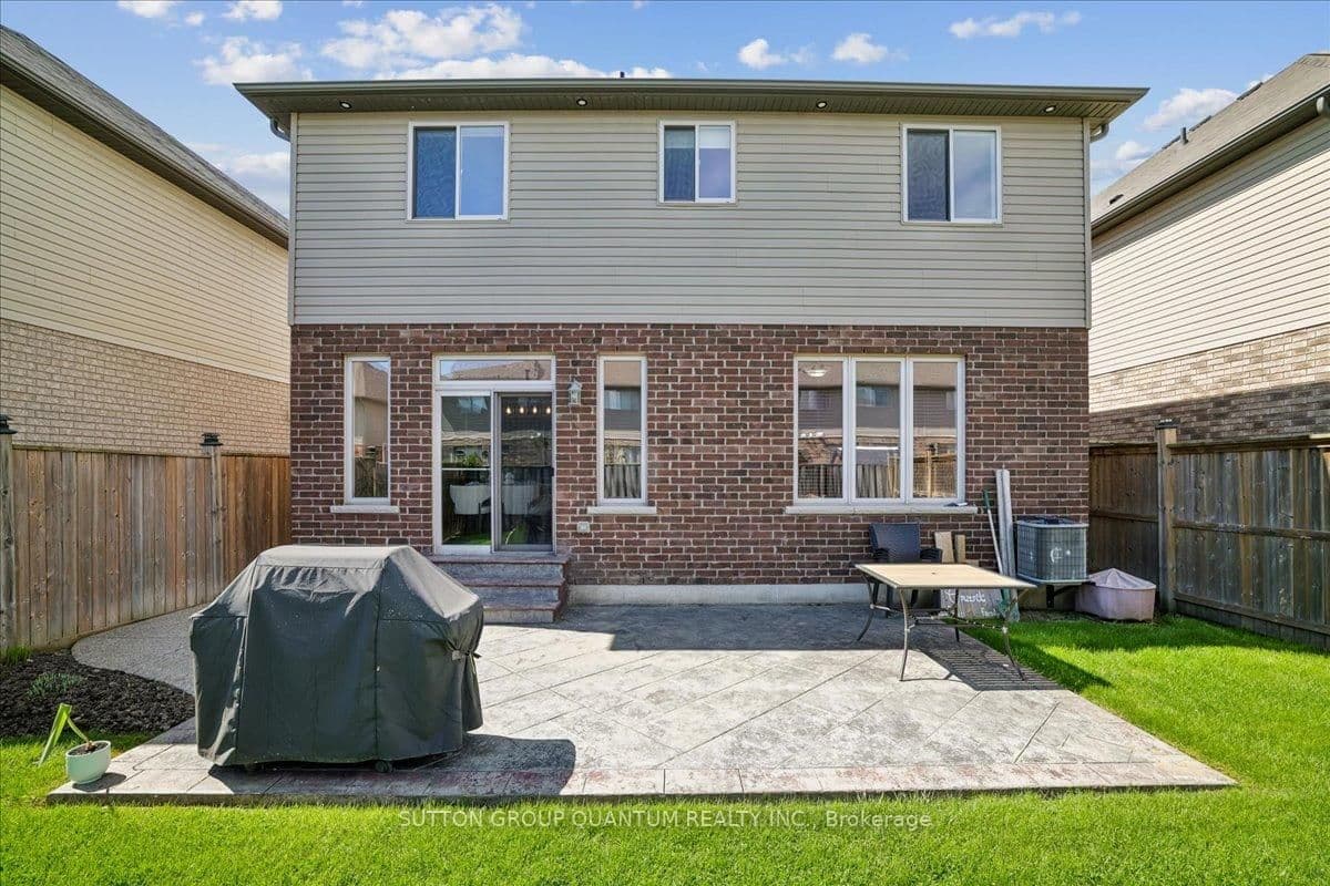 92 Garinger Crescent thumbnail 41