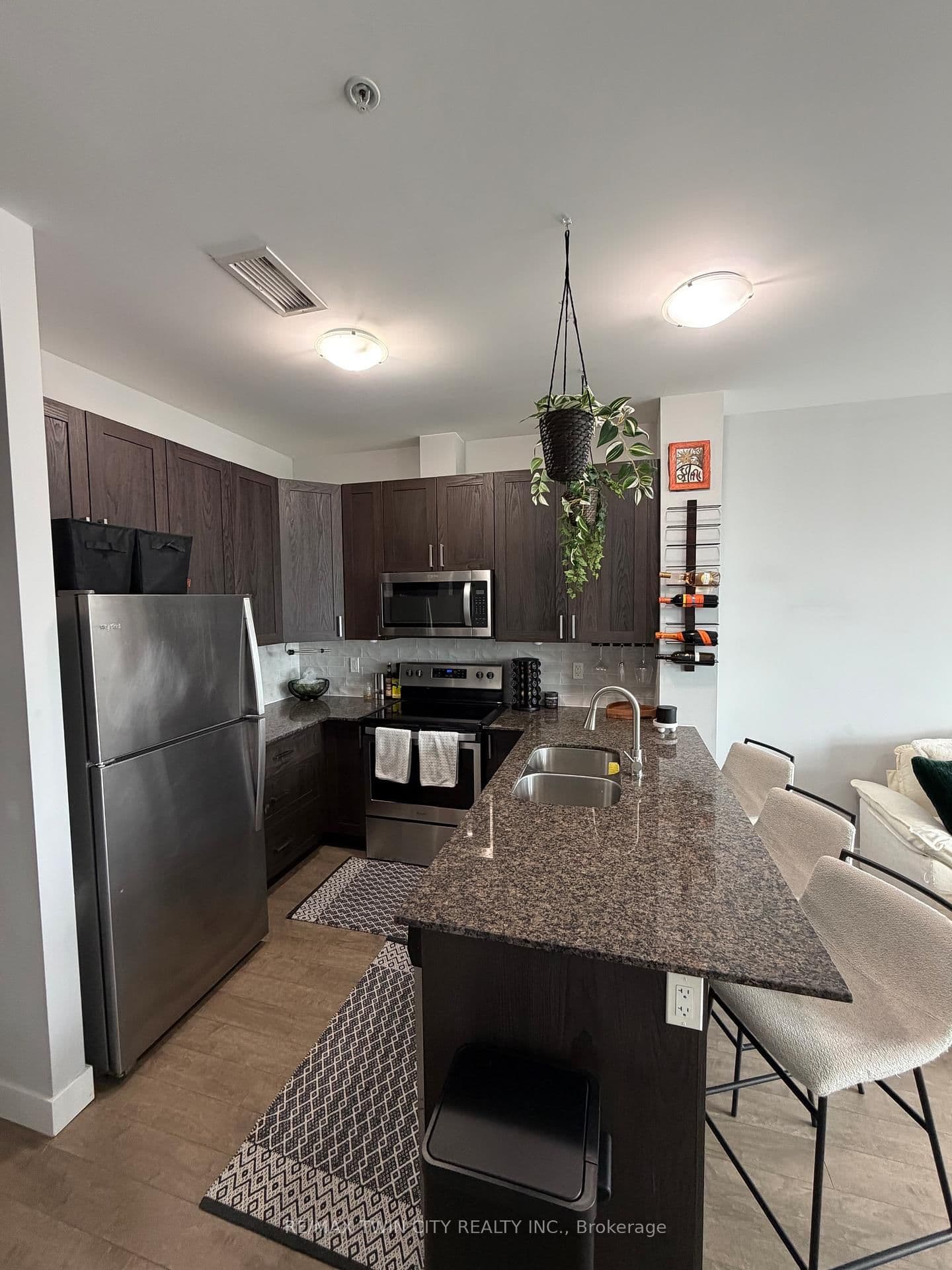100 Garment Street, Unit 910 thumbnail 31