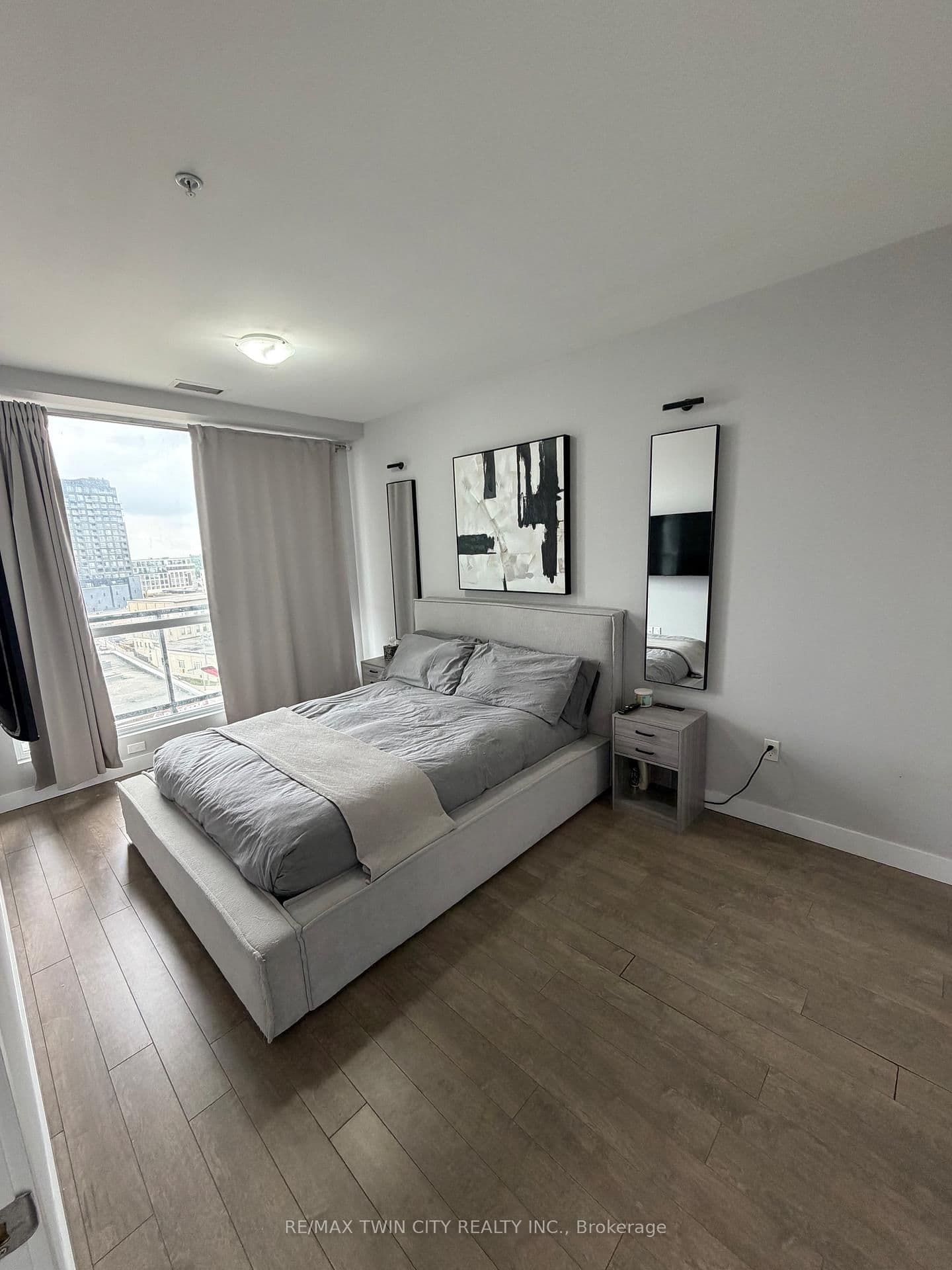 100 Garment Street, Unit 910 thumbnail 32
