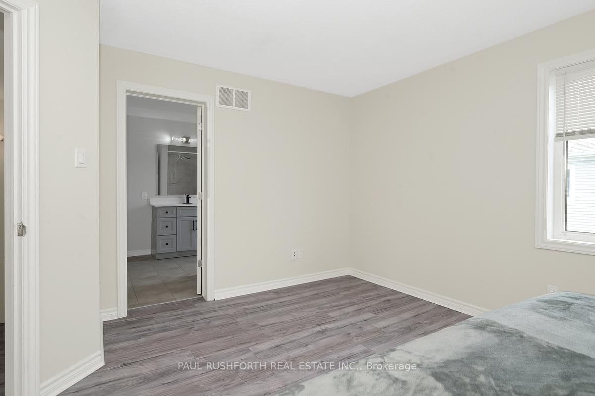 305 Lamarche Avenue thumbnail 16