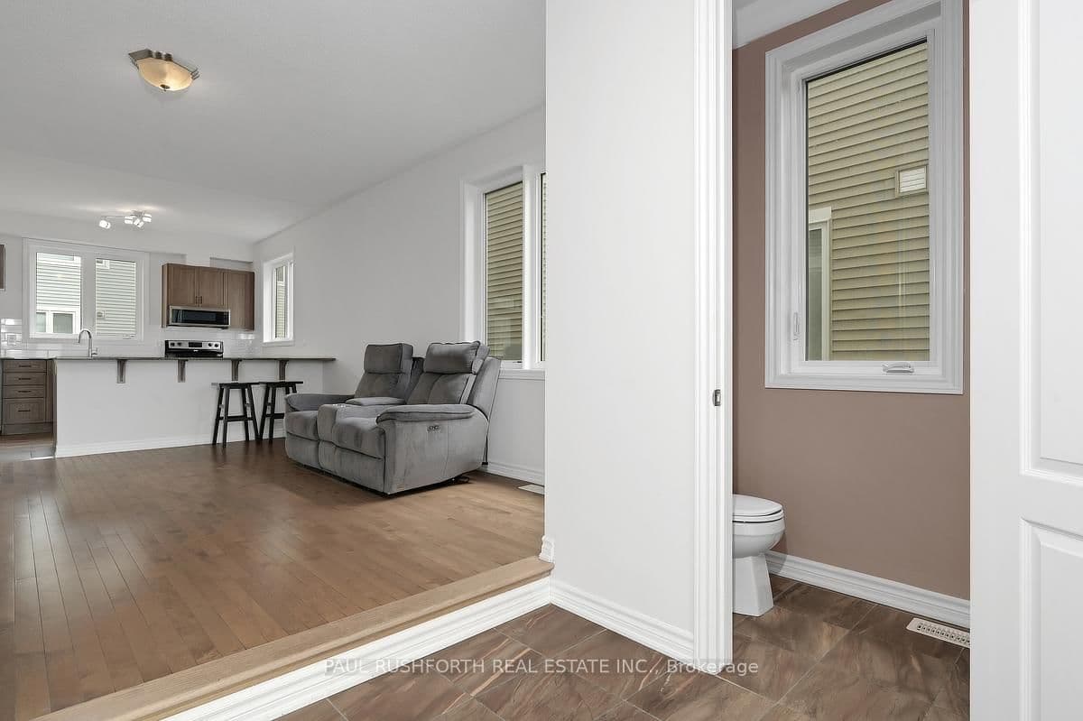 305 Lamarche Avenue thumbnail 4
