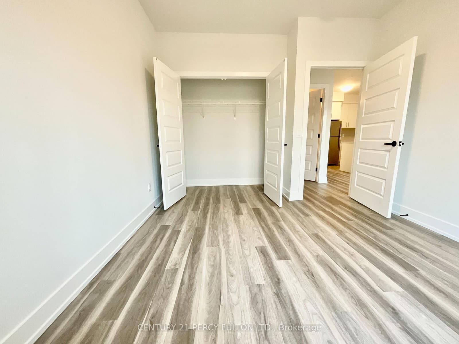 1100 Lackner Place, Unit 303 thumbnail 12