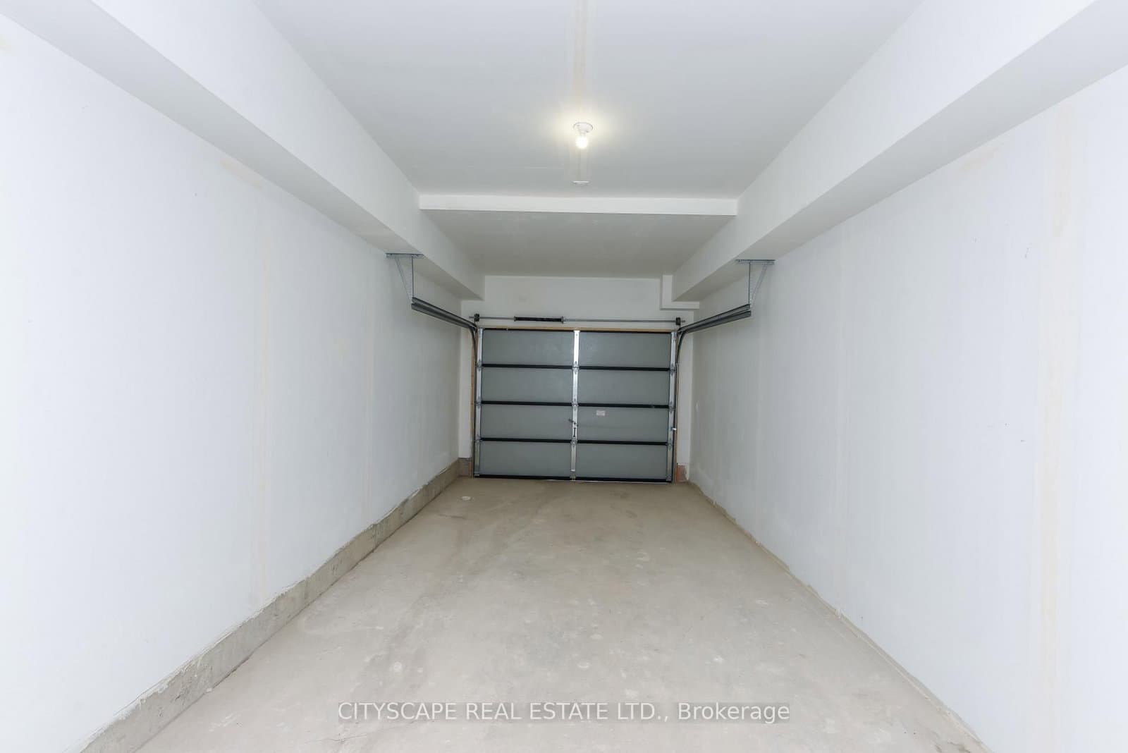 92 Everett Common, Unit 92 thumbnail 16