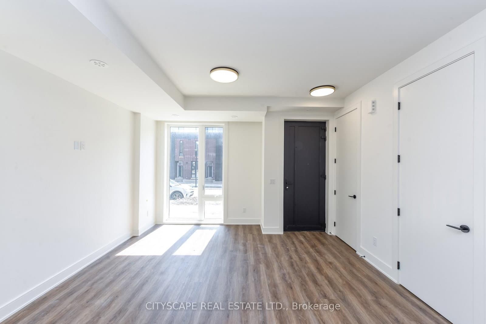 92 Everett Common, Unit 92 thumbnail 6