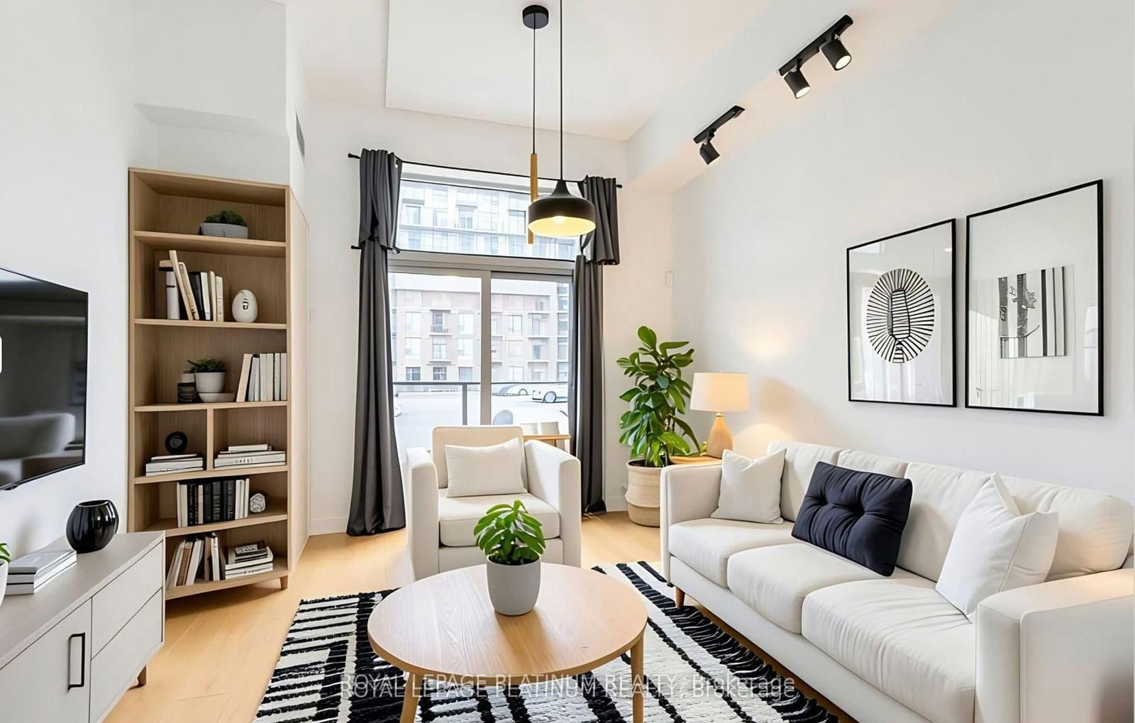 470 Dundas Street E, Unit 114 thumbnail 4