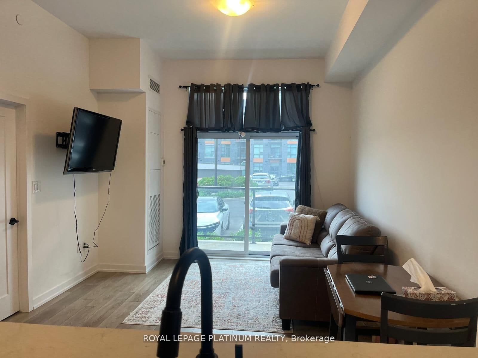 470 Dundas Street E, Unit 114 thumbnail 7