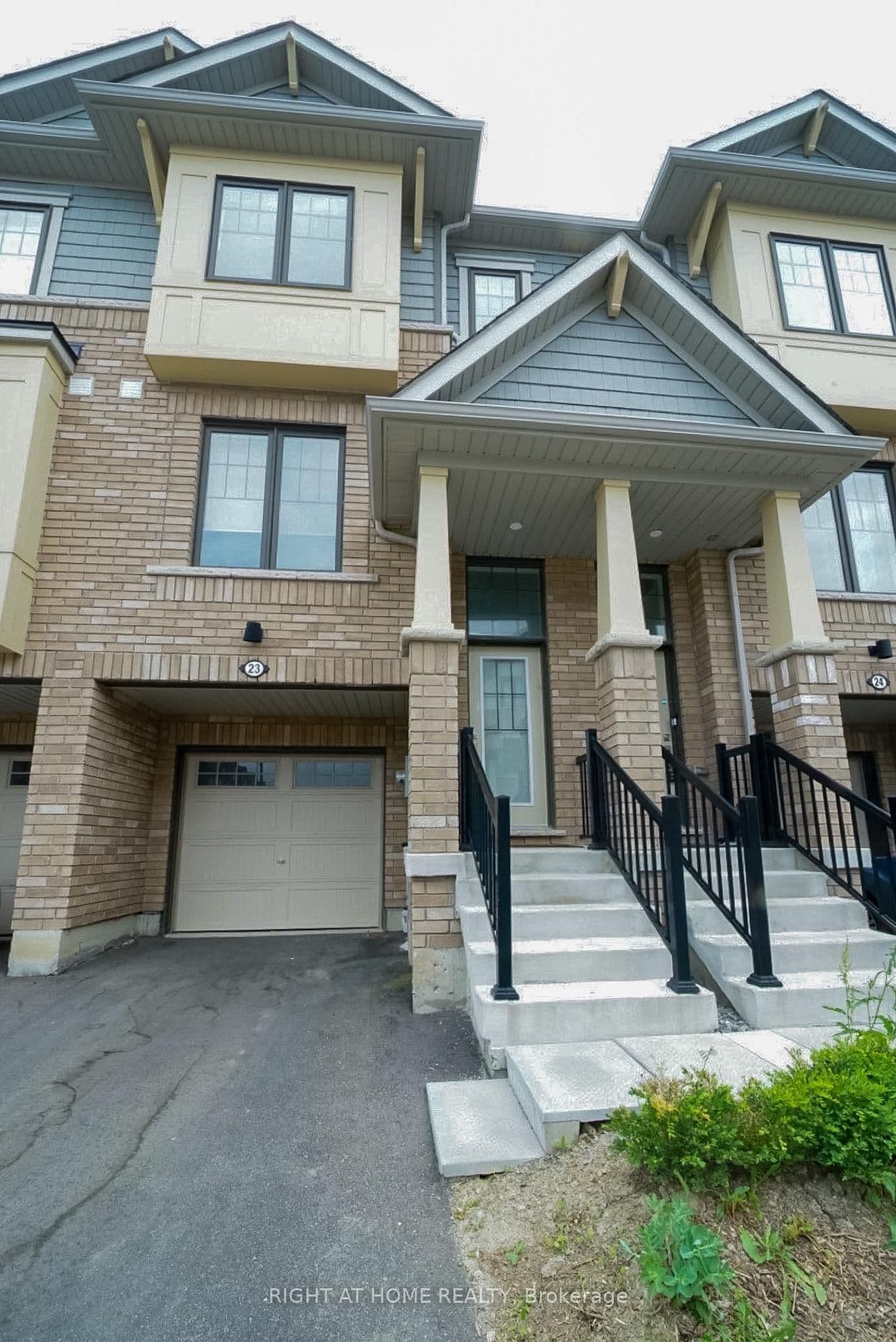 185 Bedrock Drive, Unit 23 thumbnail 2