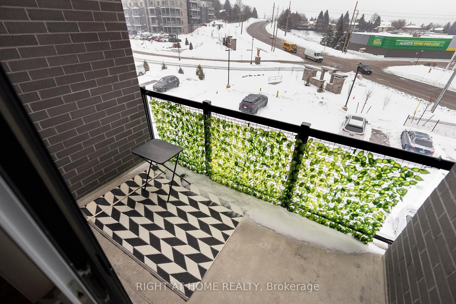 1000 Lackner Place E, Unit 302 thumbnail 10