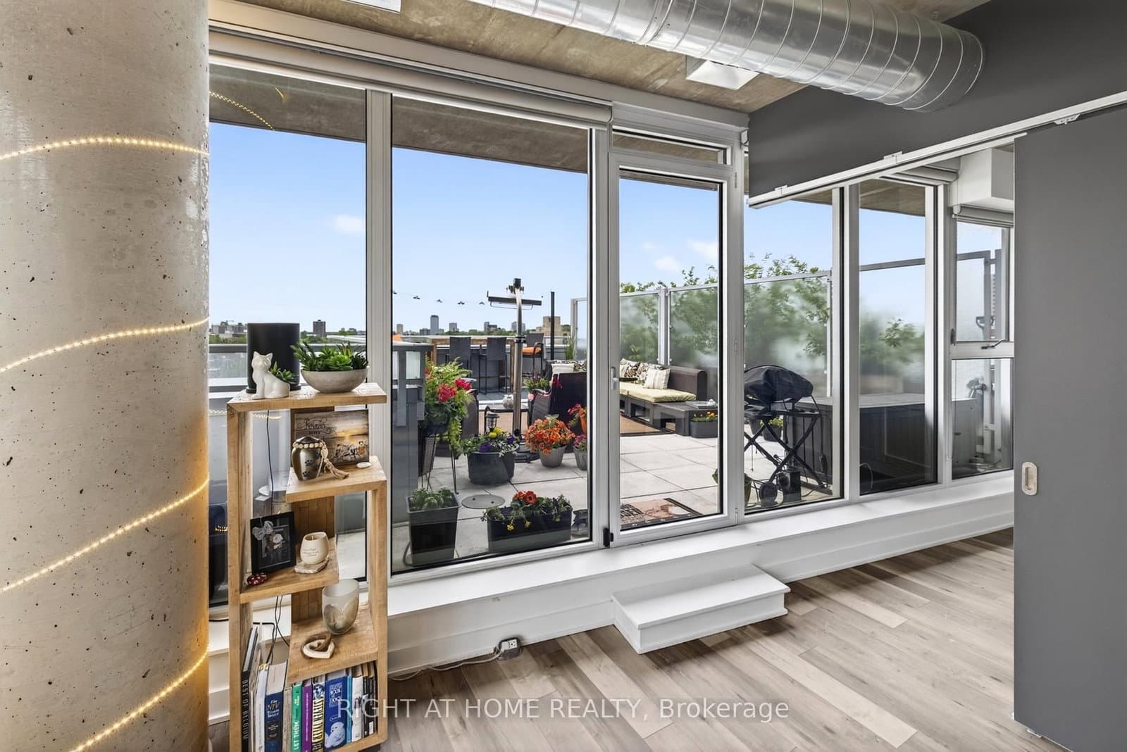 349 Mcleod Street, Unit 723 thumbnail 10