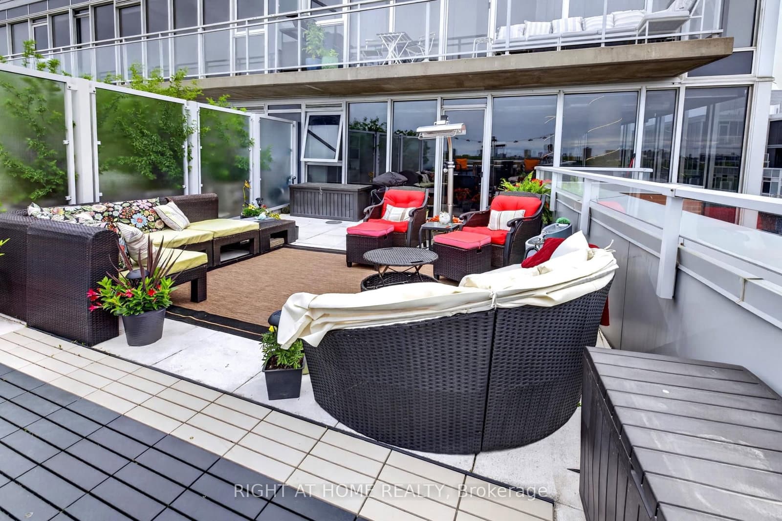 349 Mcleod Street, Unit 723 thumbnail 28