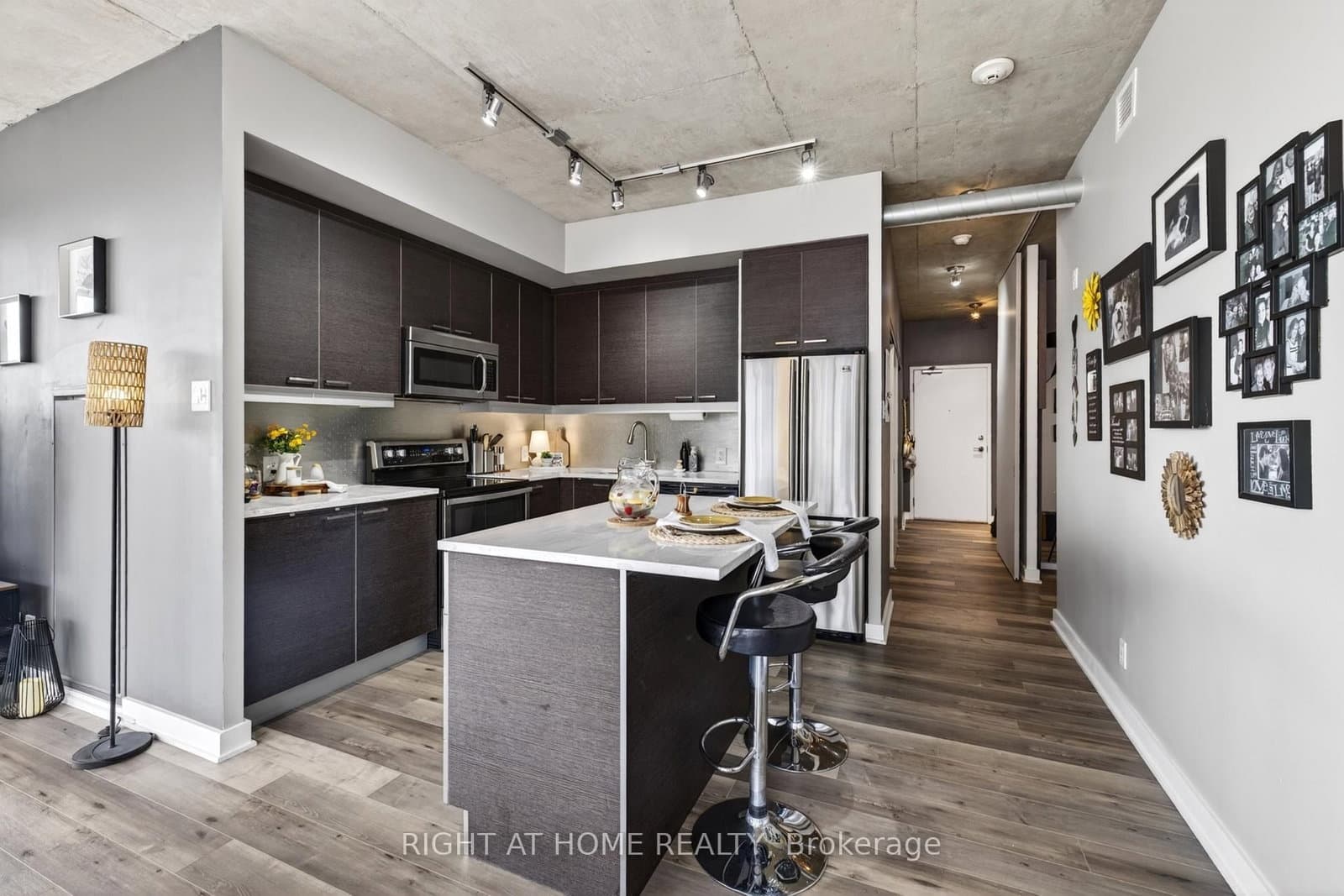 349 Mcleod Street, Unit 723 thumbnail 7