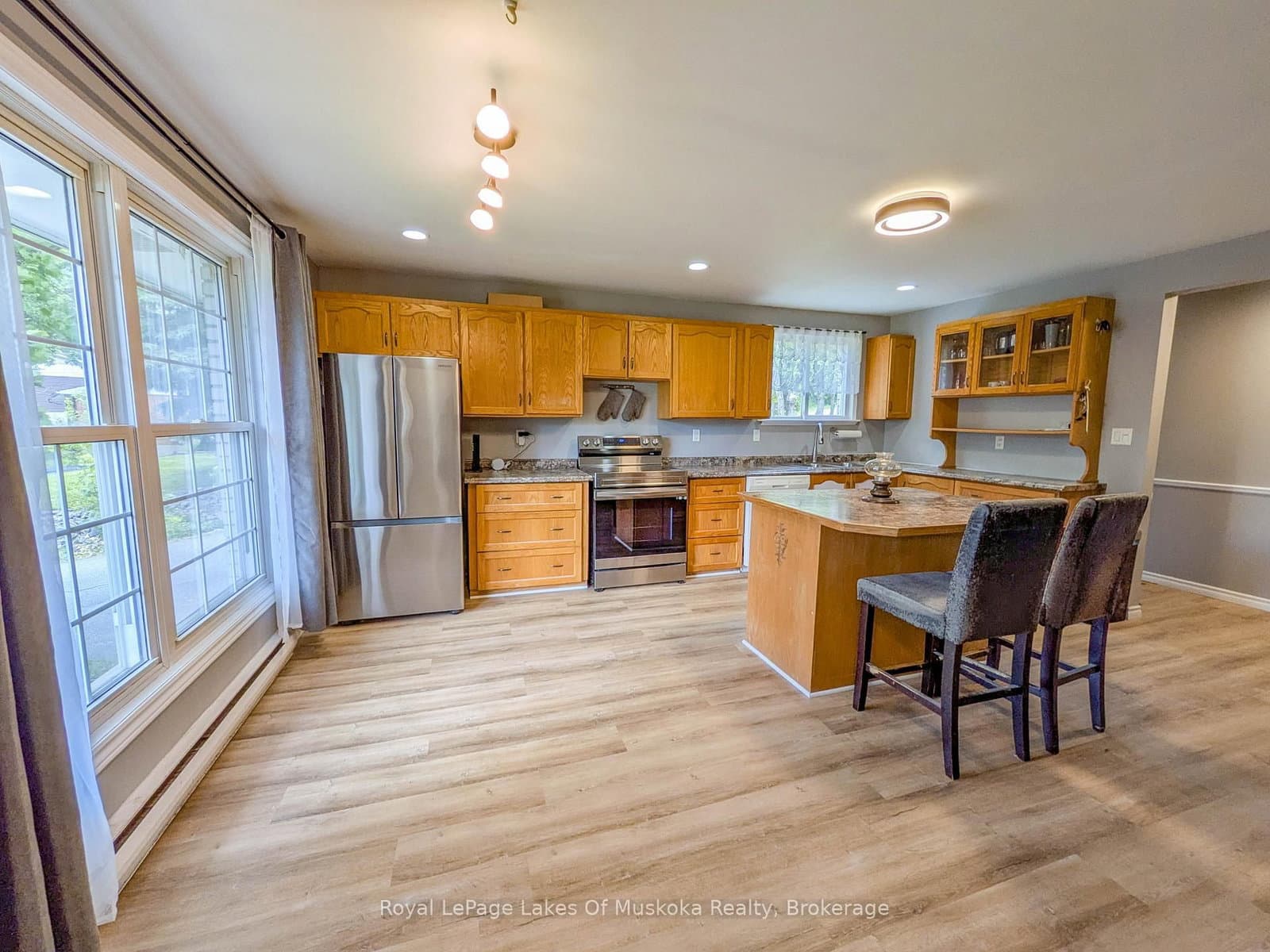 12 Valley Drive thumbnail 9