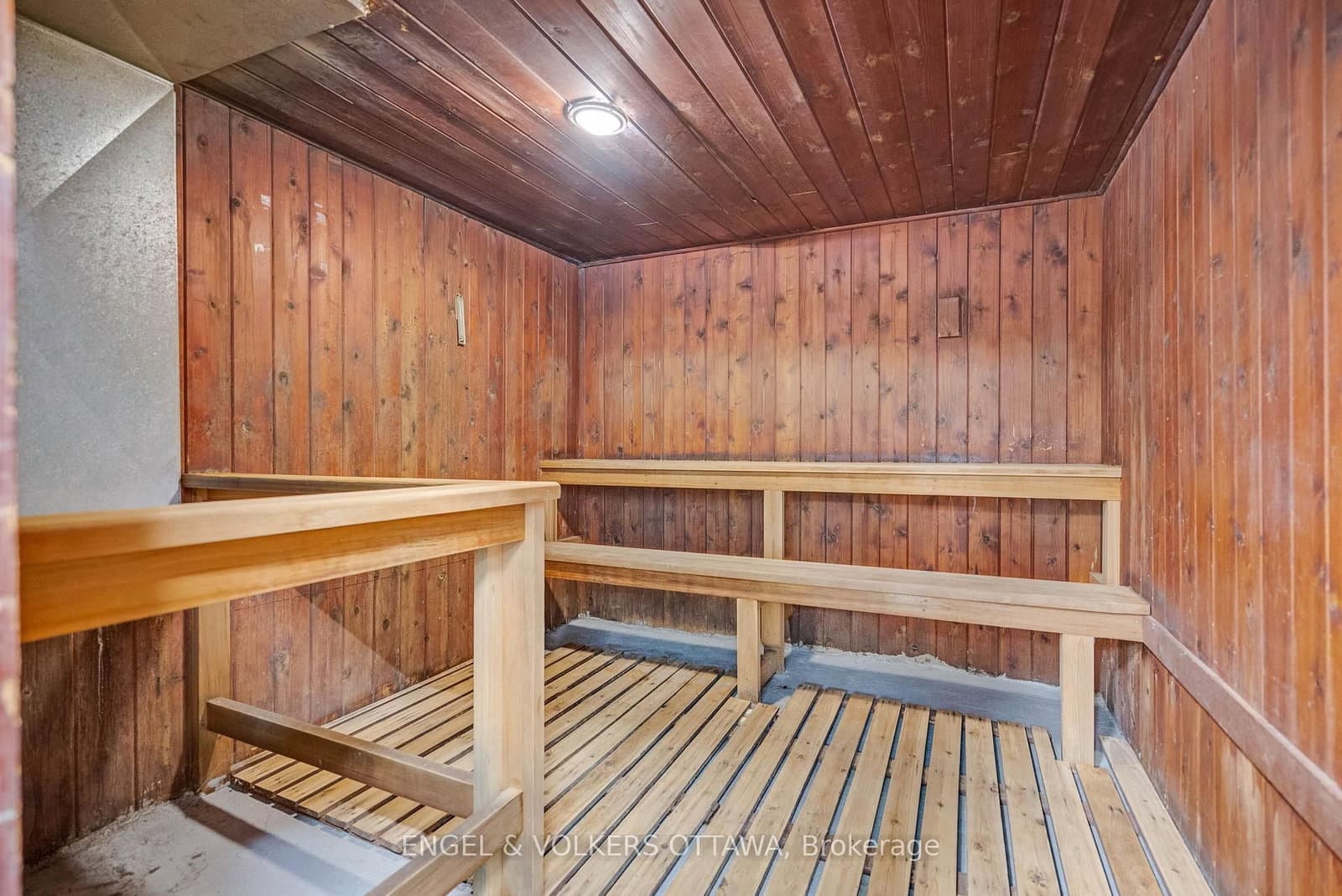 665 Bathgate Drive, Unit 301 thumbnail 25