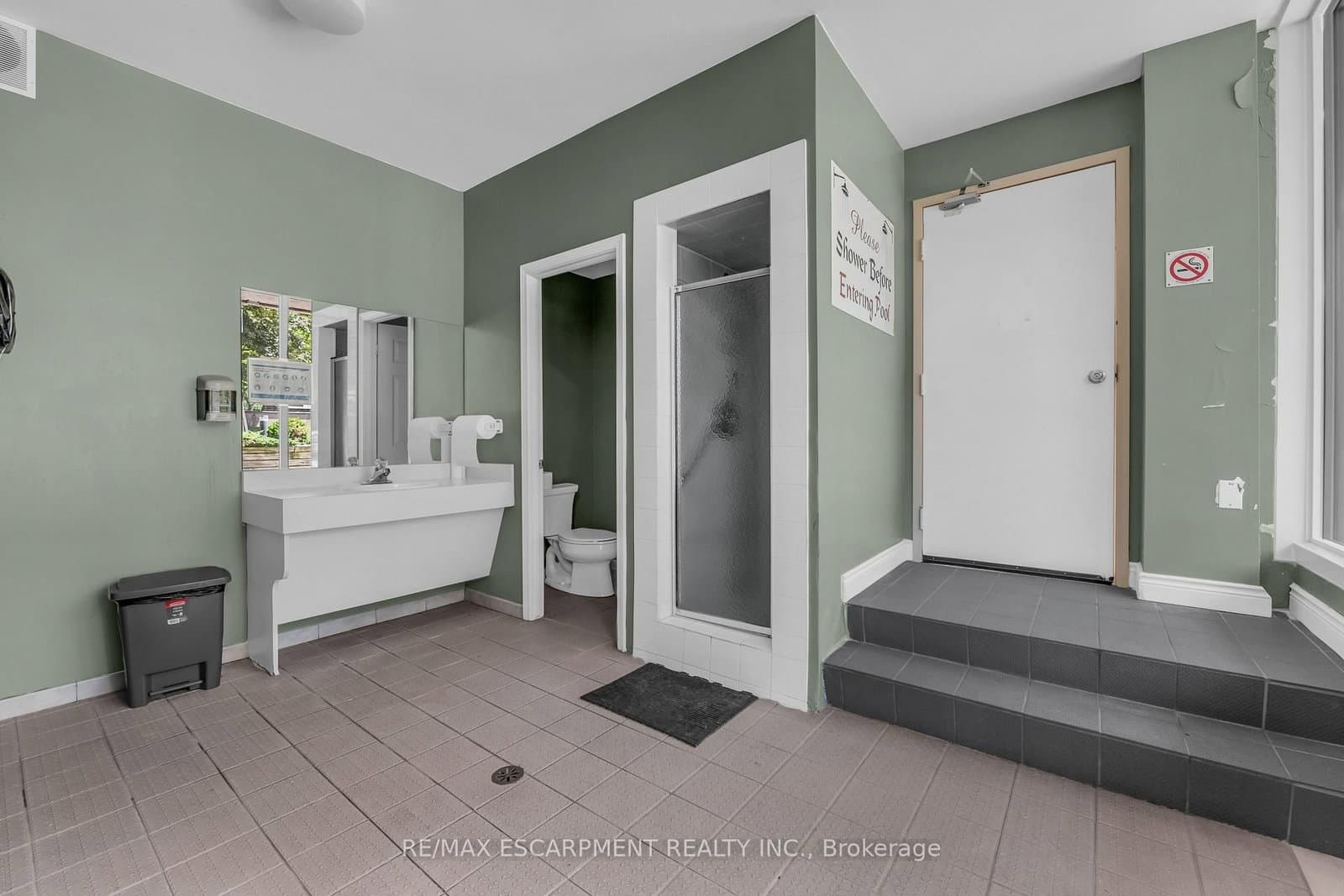 67 Caroline Street S, Unit 203 thumbnail 33