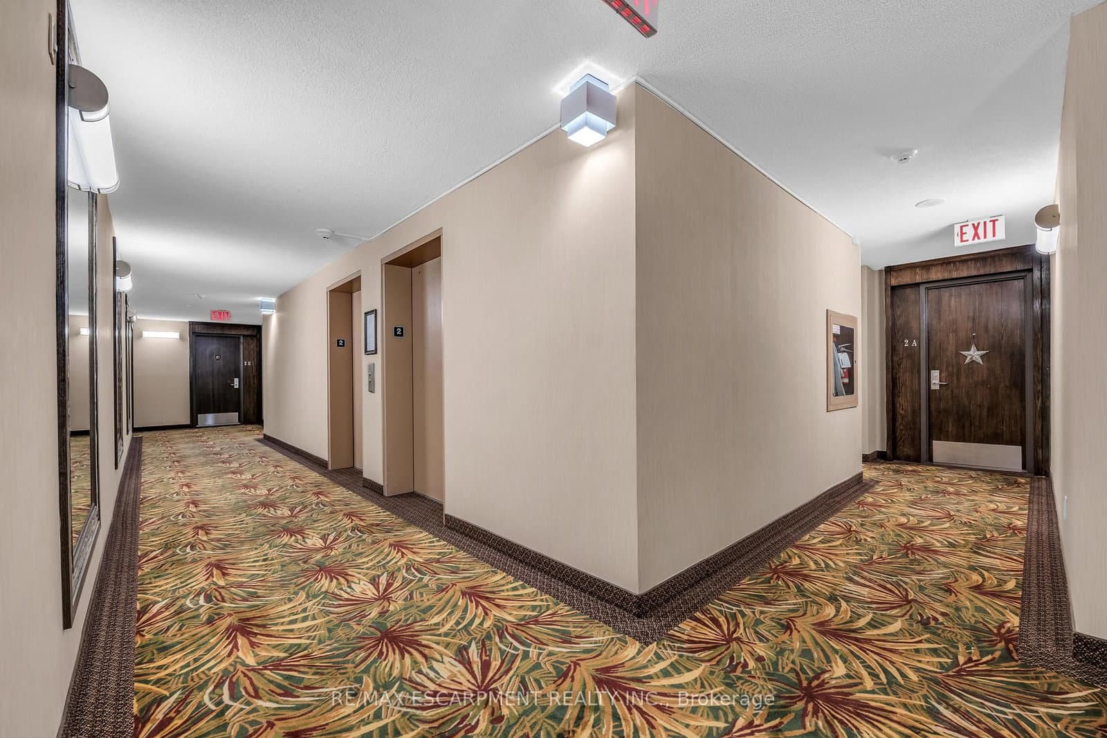 67 Caroline Street S, Unit 203 thumbnail 6